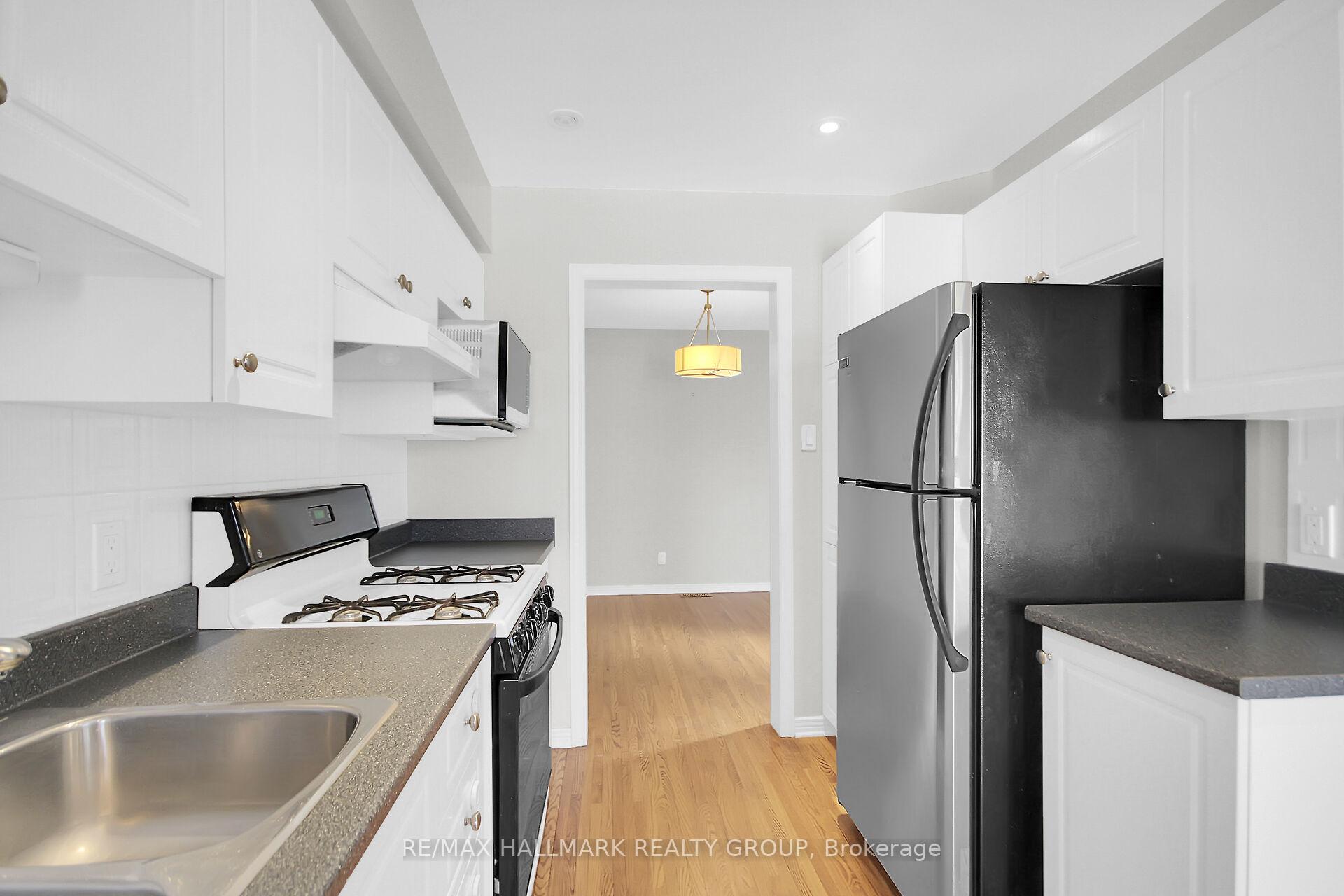 Photo 22 of 4432 Wildmint Square, Ottawa, Riverside South/Gloucester Glen — HOMEH