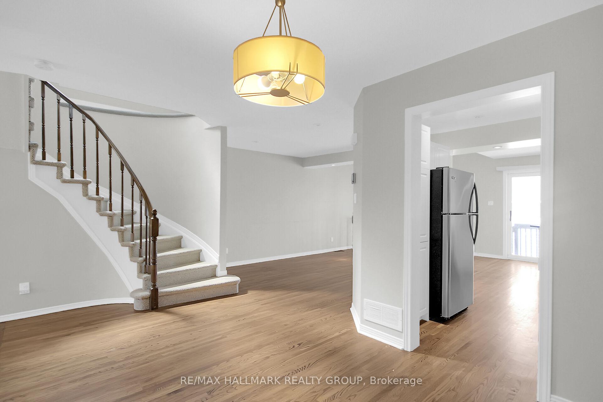 Photo 24 of 4432 Wildmint Square, Ottawa, Riverside South/Gloucester Glen — HOMEH
