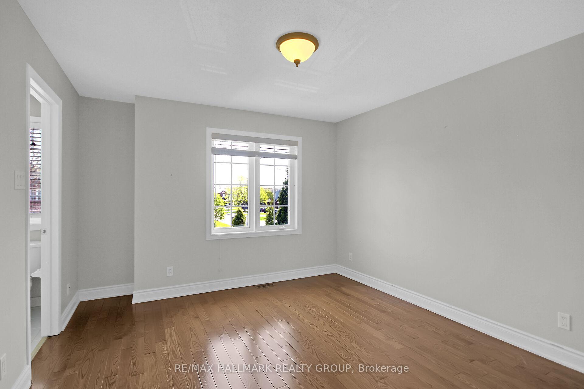 Photo 30 of 4432 Wildmint Square, Ottawa, Riverside South/Gloucester Glen — HOMEH