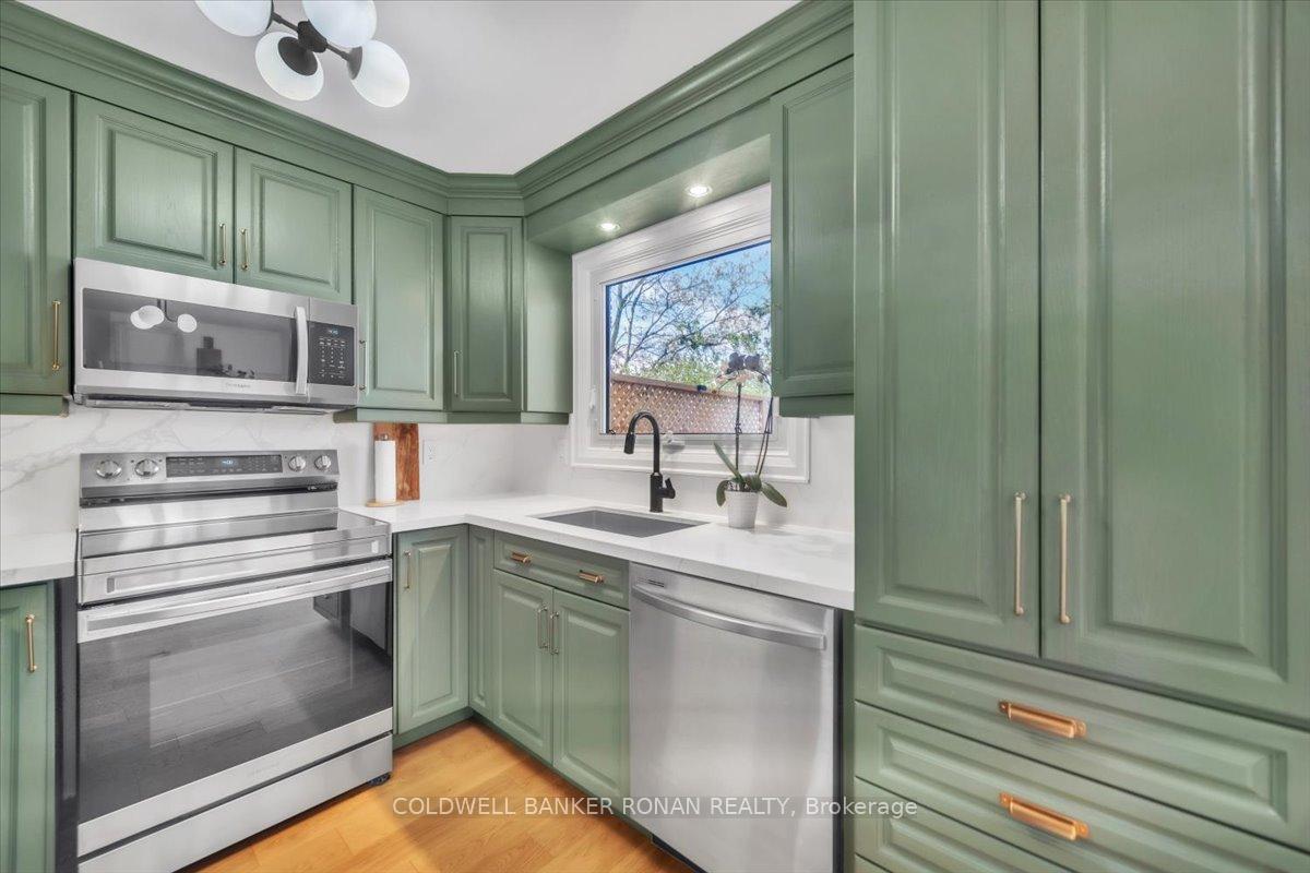 Photo 7 of 14 Lionel Stone Avenue E, New Tecumseth, Tottenham — HOMEH