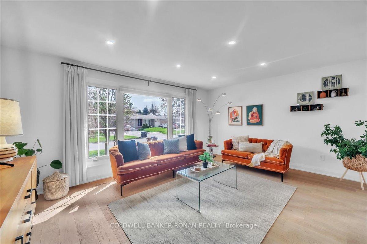 Photo 15 of 14 Lionel Stone Avenue E, New Tecumseth, Tottenham — HOMEH
