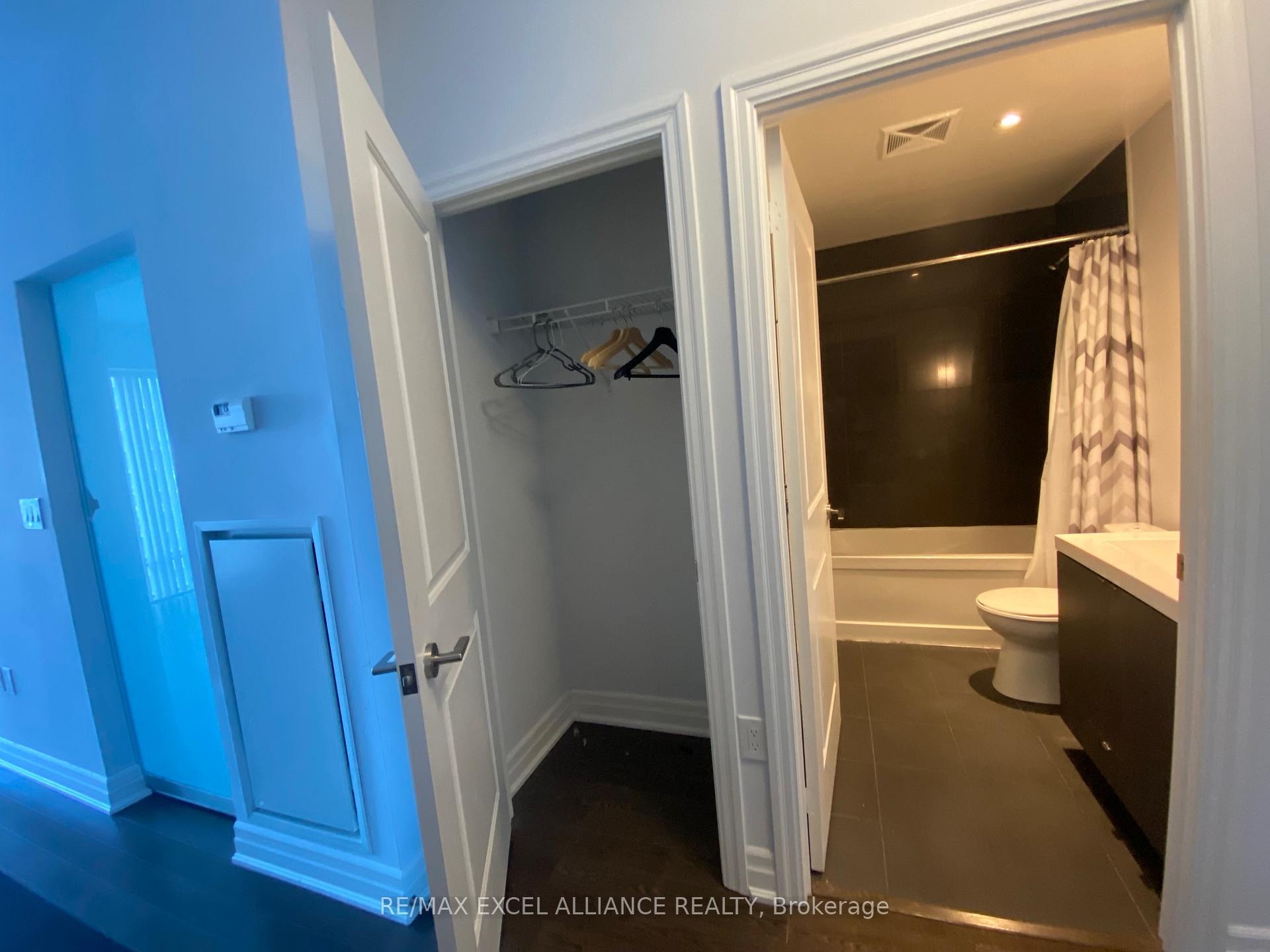 Photo 12 of Unit 1309, 8 The Esplanade, Toronto, Waterfront Communities — HOMEH