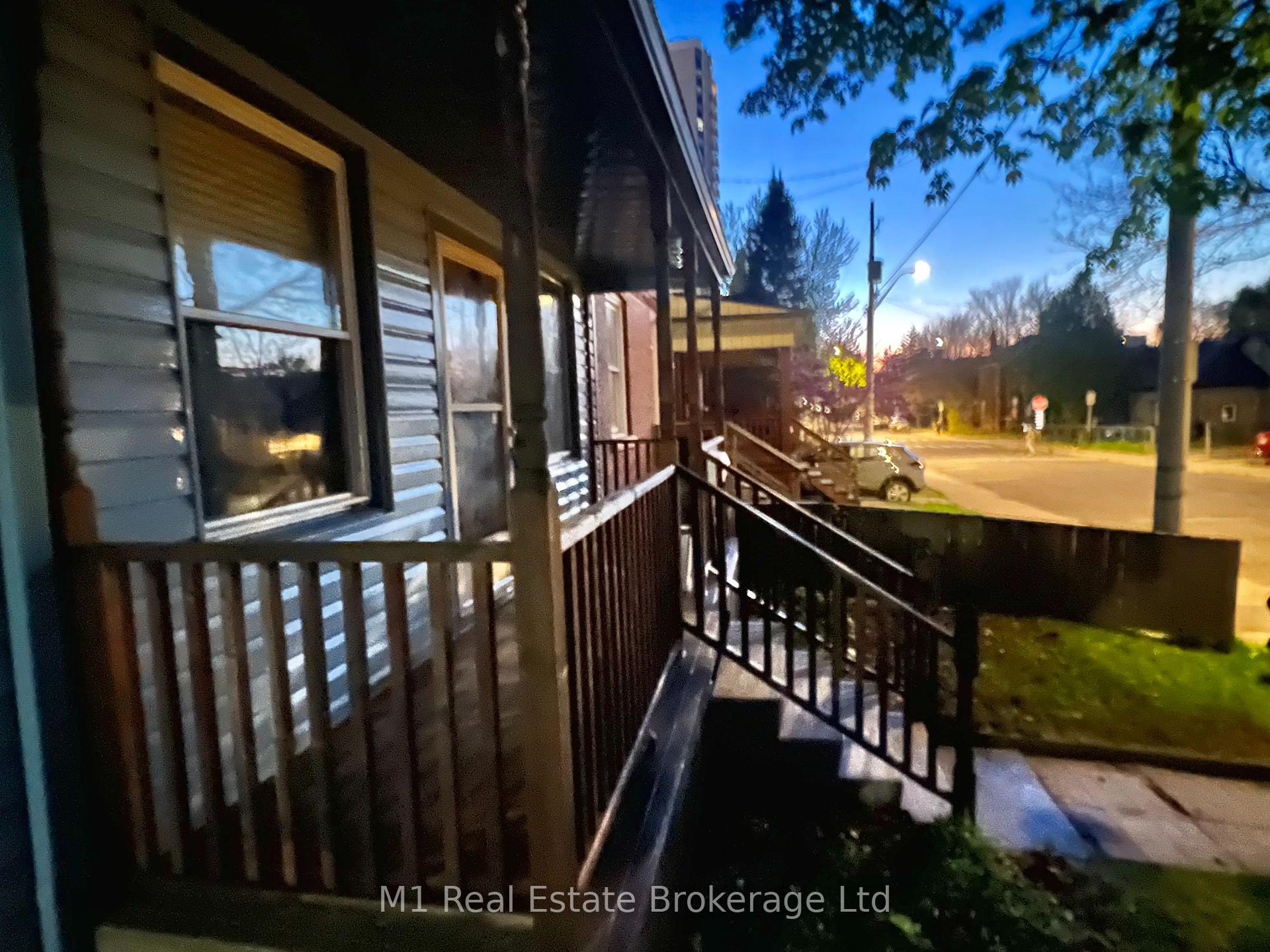Photo 2 of 420 King William Estates, Hamilton, Landsdale — HOMEH