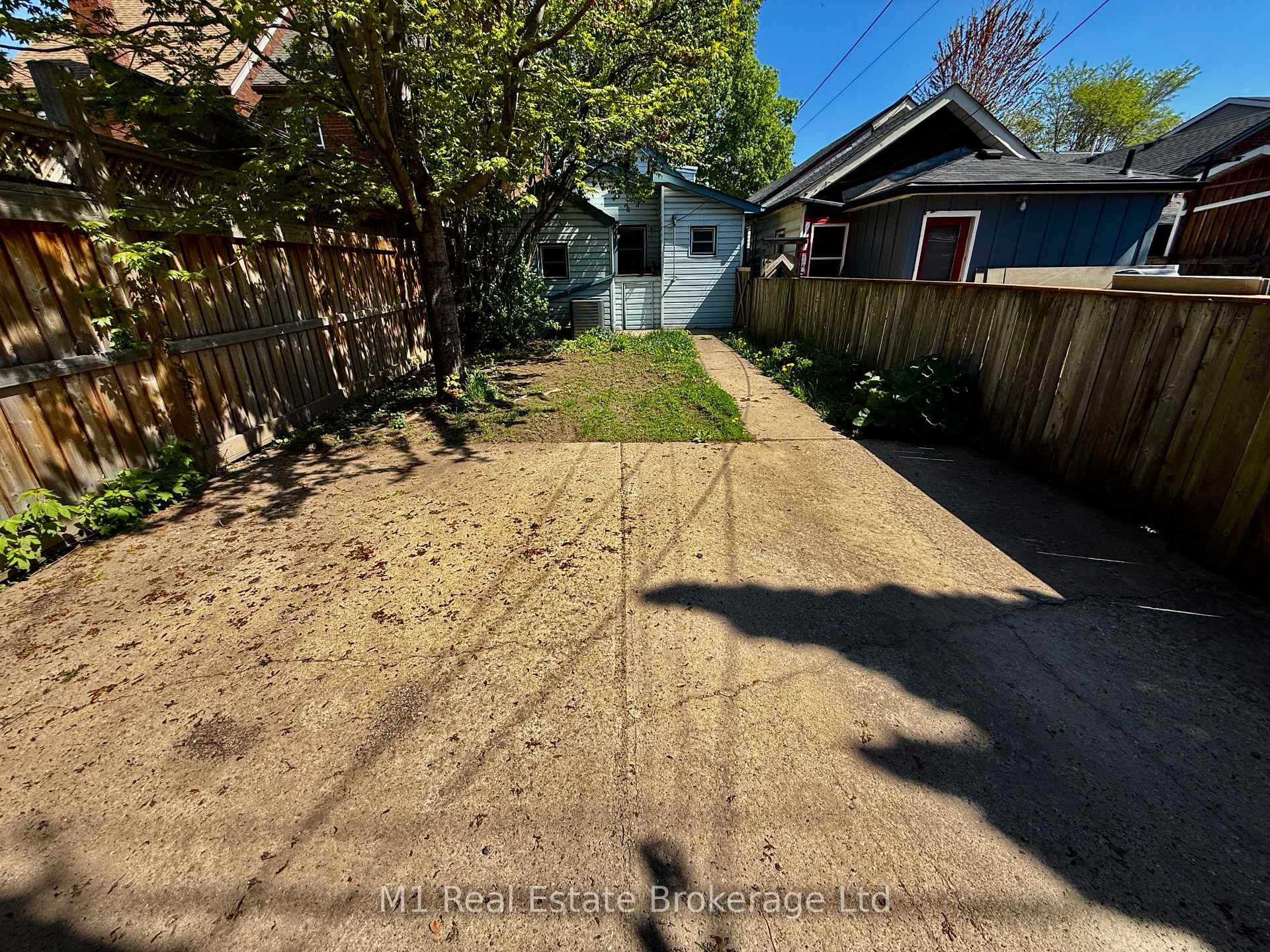 Photo 8 of 420 King William Estates, Hamilton, Landsdale — HOMEH