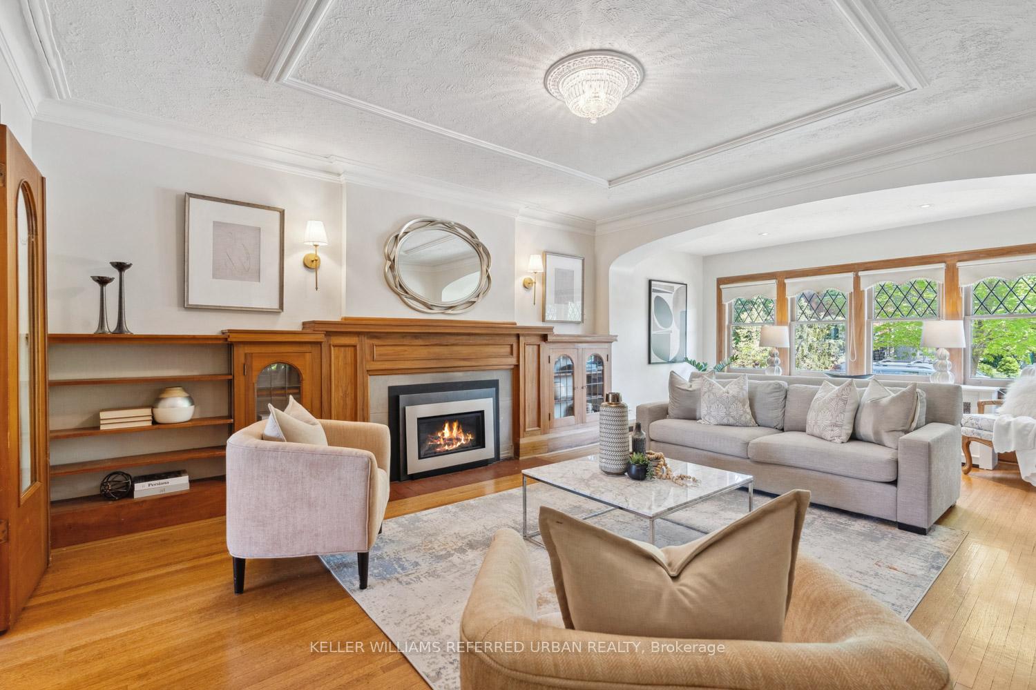 Photo 4 of 16 Ardrossan Place, Toronto, Lawrence Park North — HOMEH