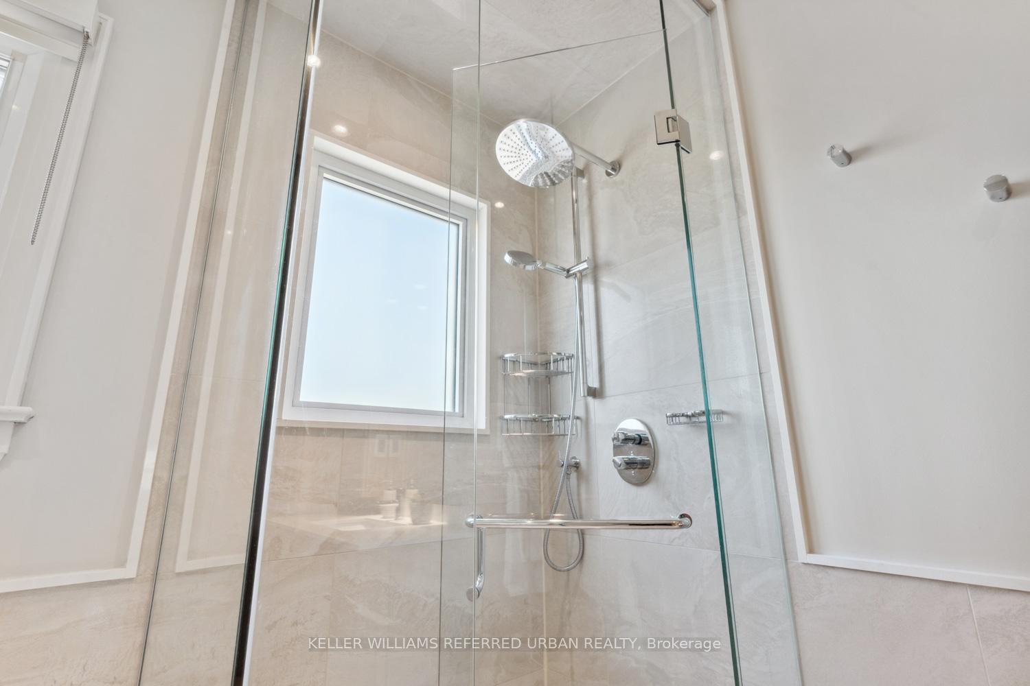 Photo 21 of 16 Ardrossan Place, Toronto, Lawrence Park North — HOMEH