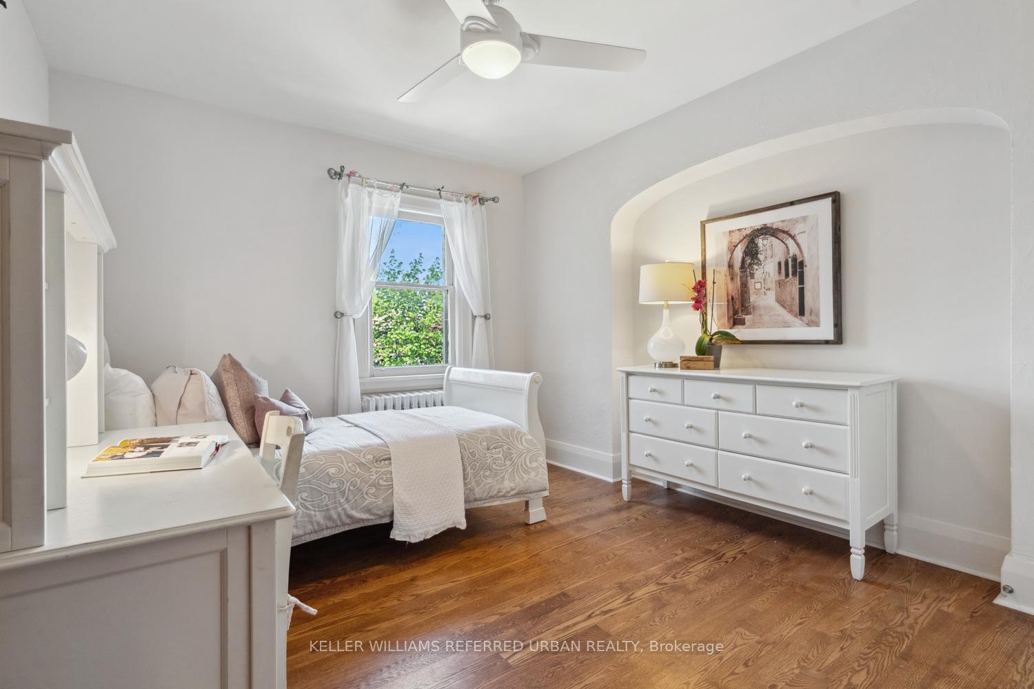 Photo 26 of 16 Ardrossan Place, Toronto, Lawrence Park North — HOMEH