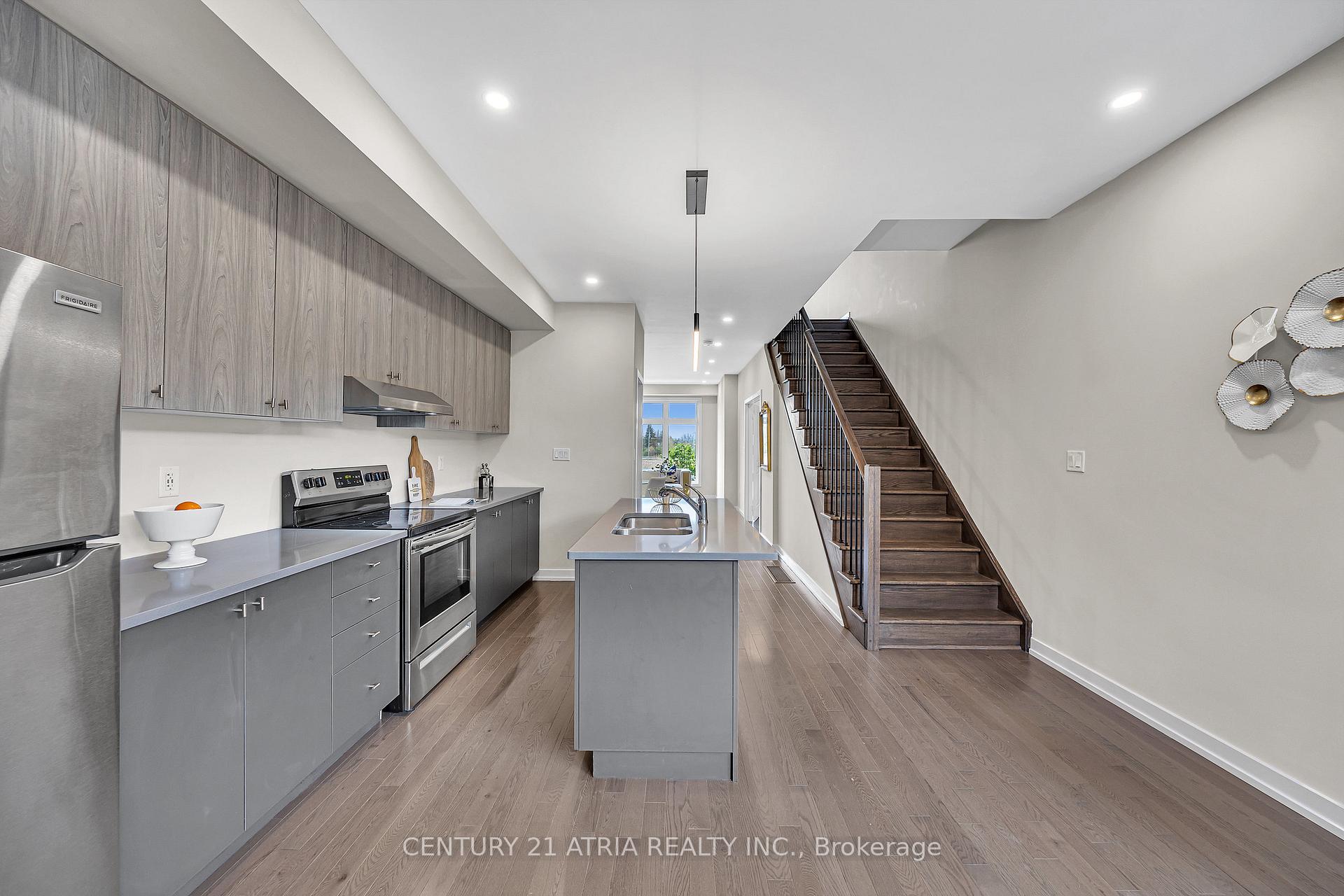 Photo 4 of 2216 donald cousens Parkway, Markham, Cornell — HOMEH