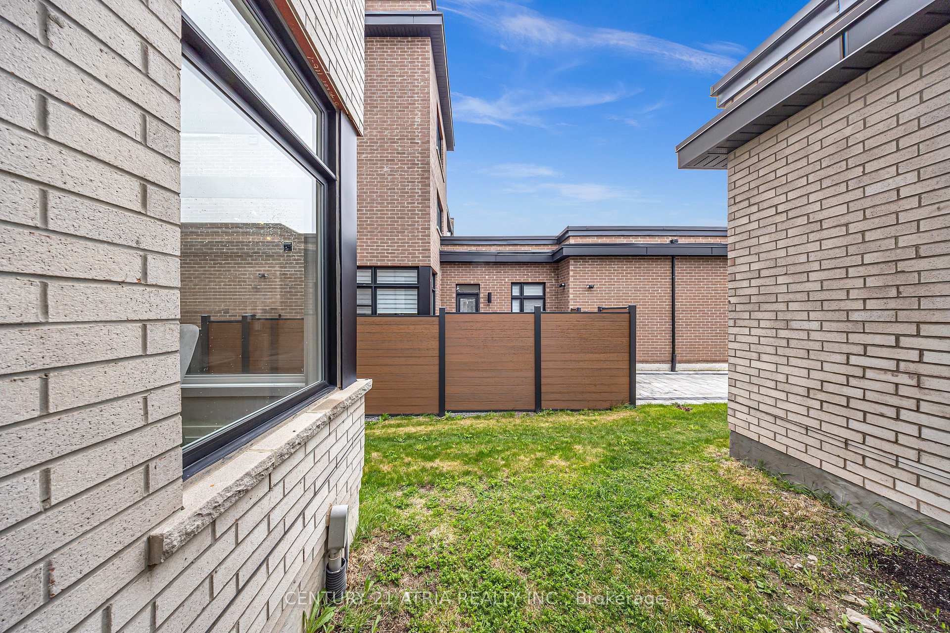 Photo 42 of 2216 donald cousens Parkway, Markham, Cornell — HOMEH