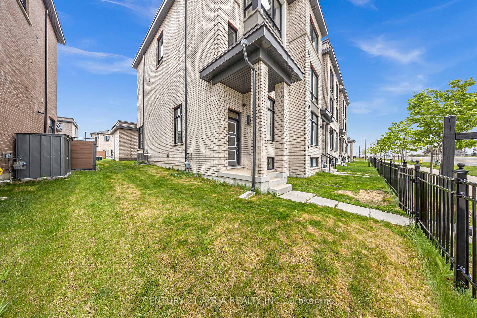 Photo 49 of 2216 donald cousens Parkway, Markham, Cornell — HOMEH