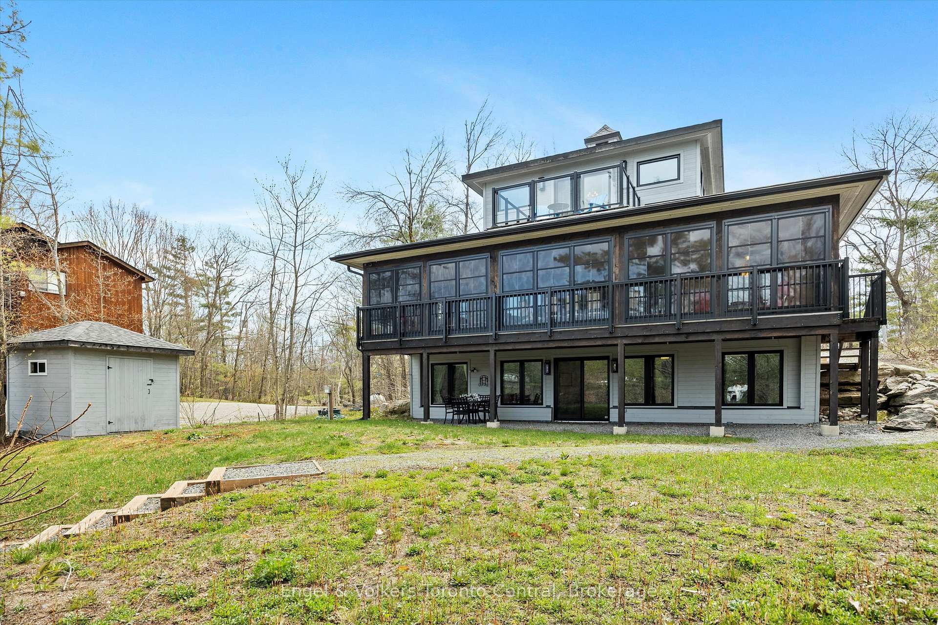 Photo 6 of 57 Pinetree Road, Gravenhurst — HOMEH