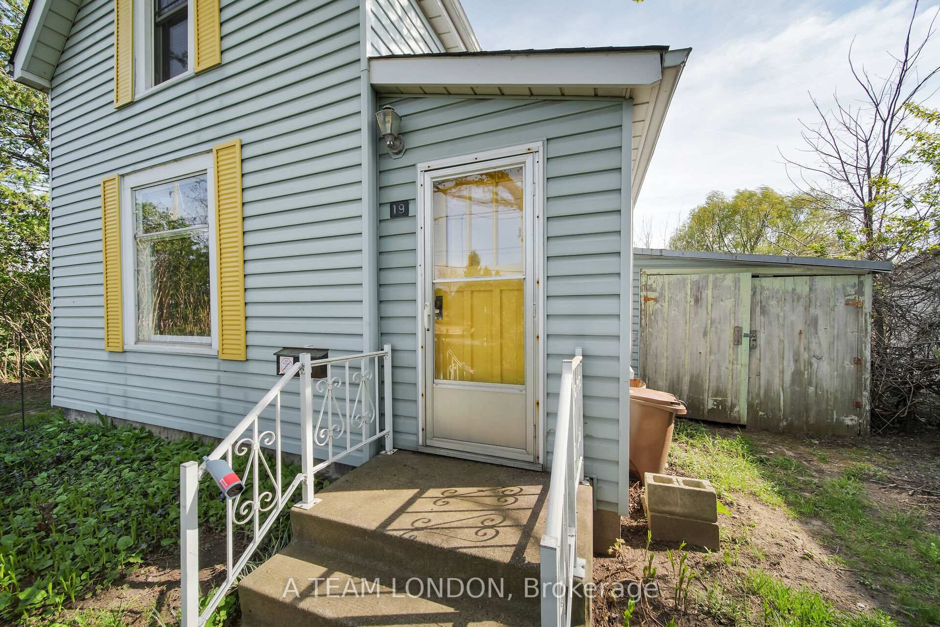 Photo 15 of 19 Norlan Avenue, London, East O — HOMEH