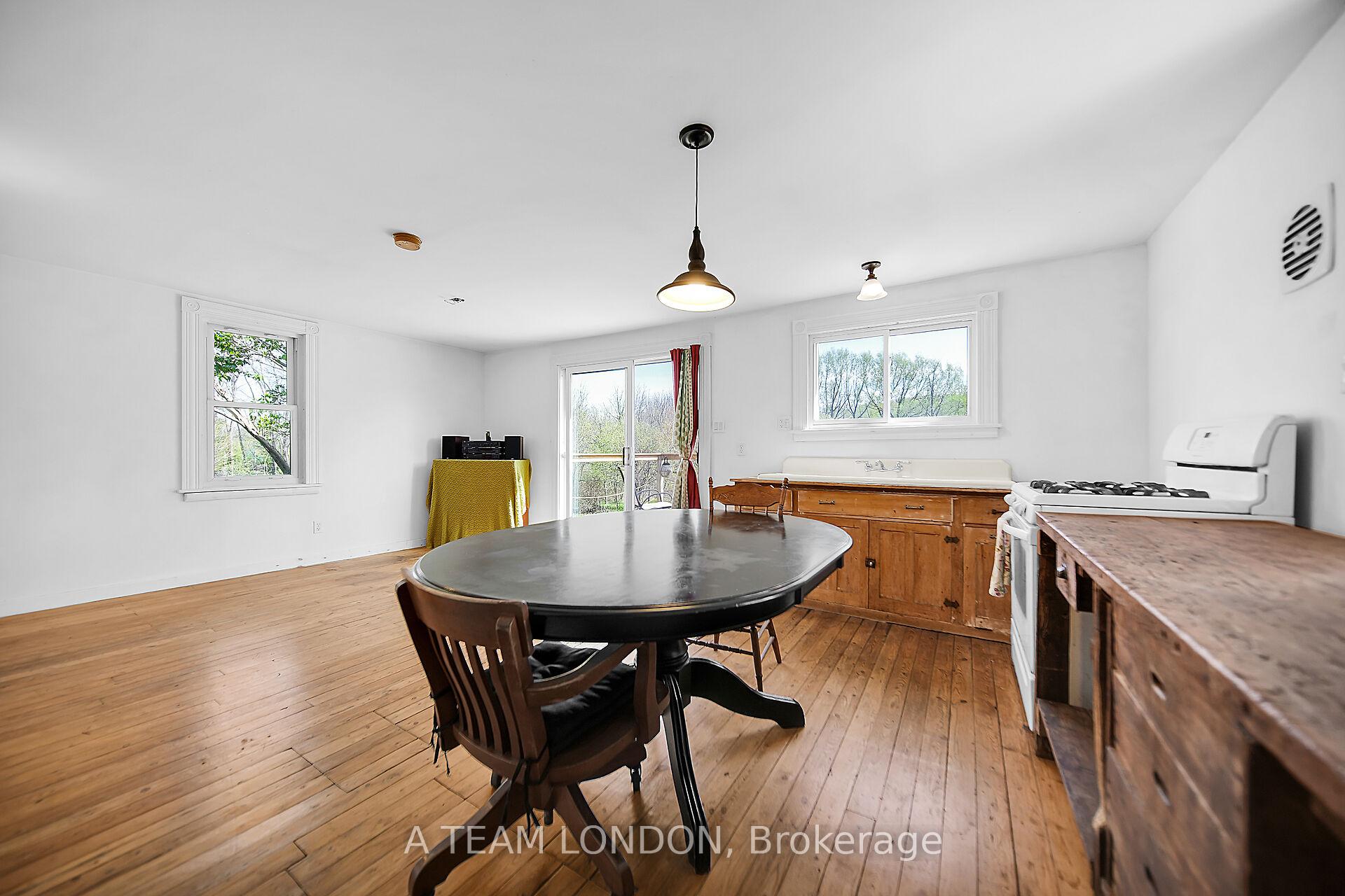 Photo 14 of 19 Norlan Avenue, London, East O — HOMEH