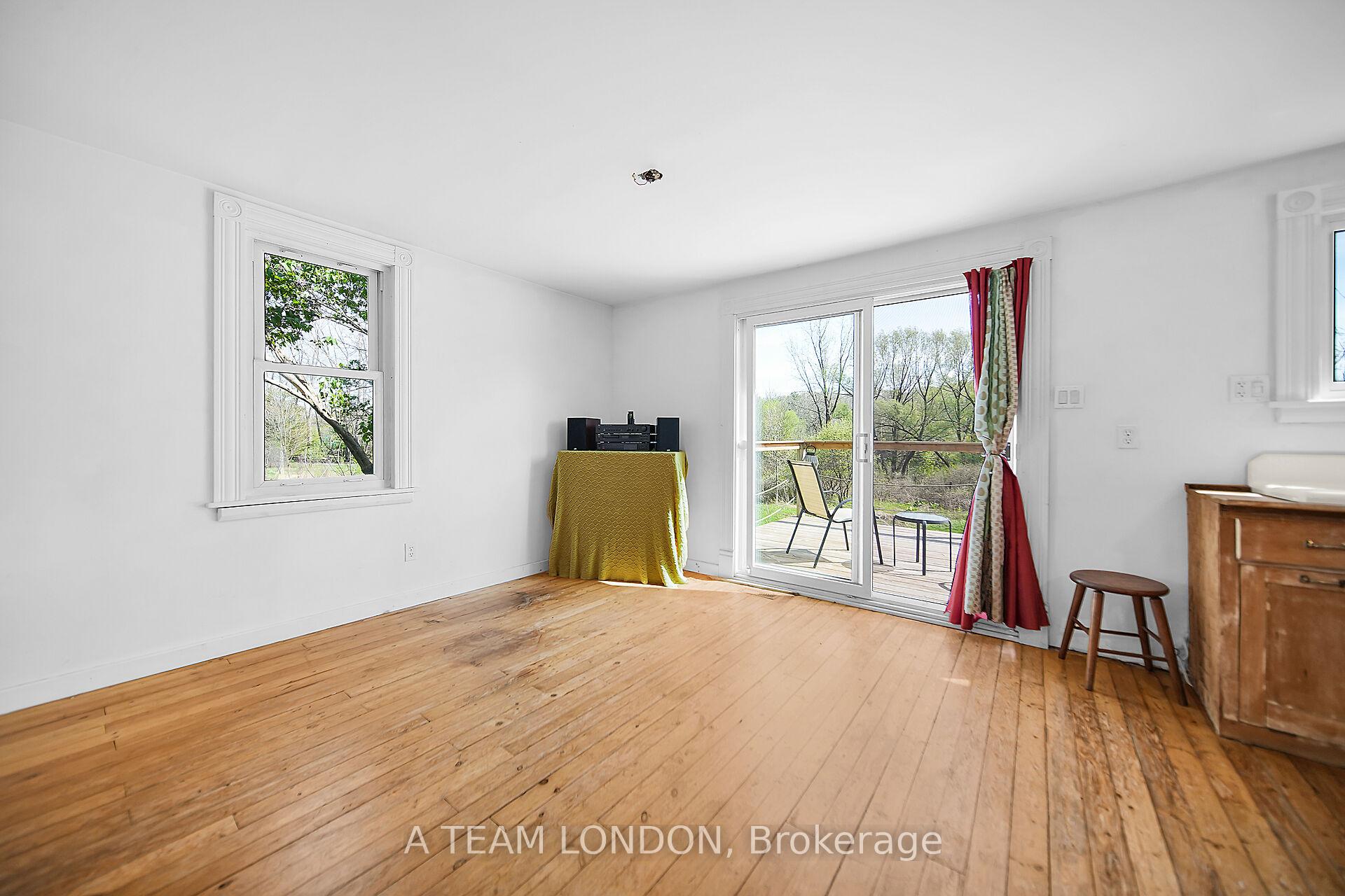 Photo 25 of 19 Norlan Avenue, London, East O — HOMEH