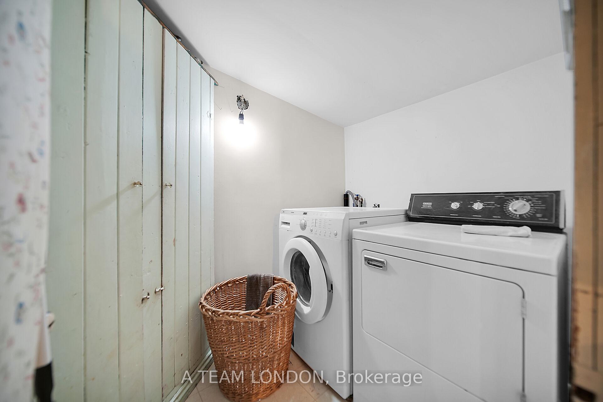 Photo 33 of 19 Norlan Avenue, London, East O — HOMEH