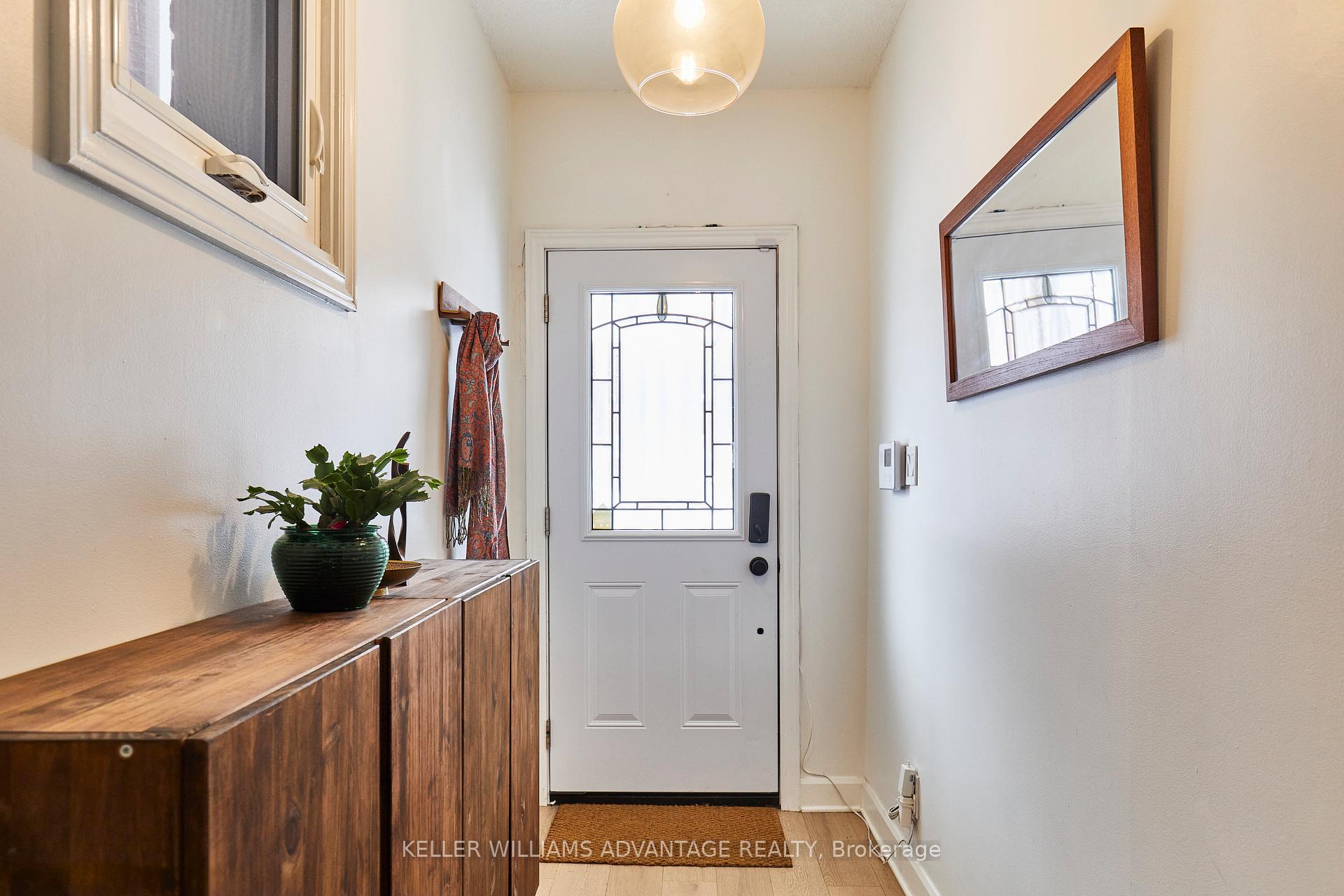 Photo 14 of 17 Cumberland Avenue, Hamilton, St. Clair — HOMEH