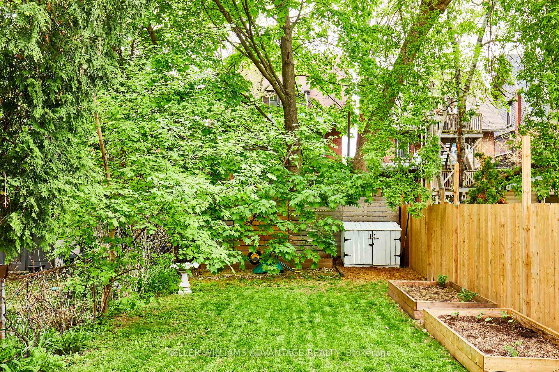Photo 33 of 17 Cumberland Avenue, Hamilton, St. Clair — HOMEH