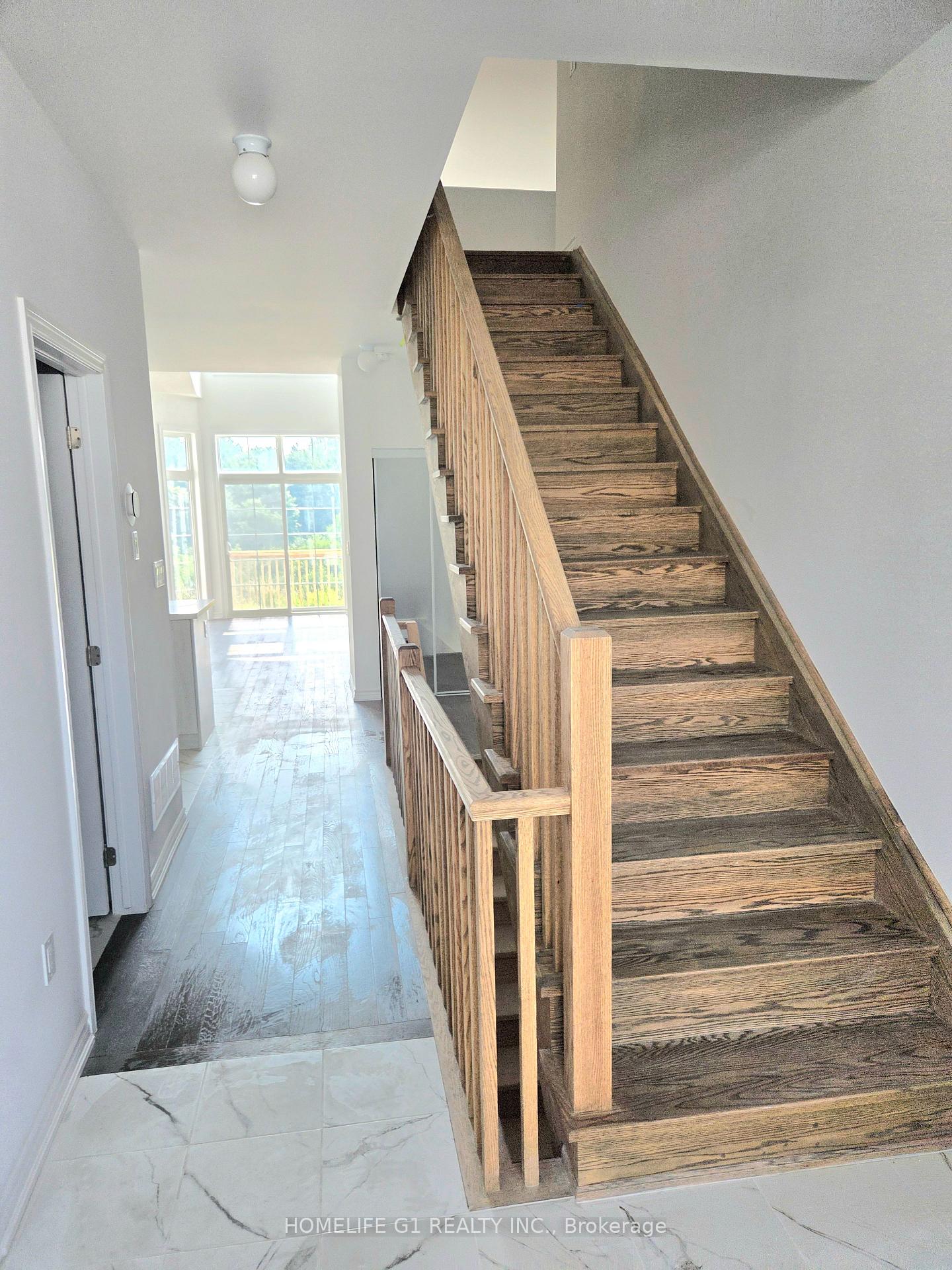 Photo 7 of 3 Turnberry Court, Bracebridge, Macaulay — HOMEH