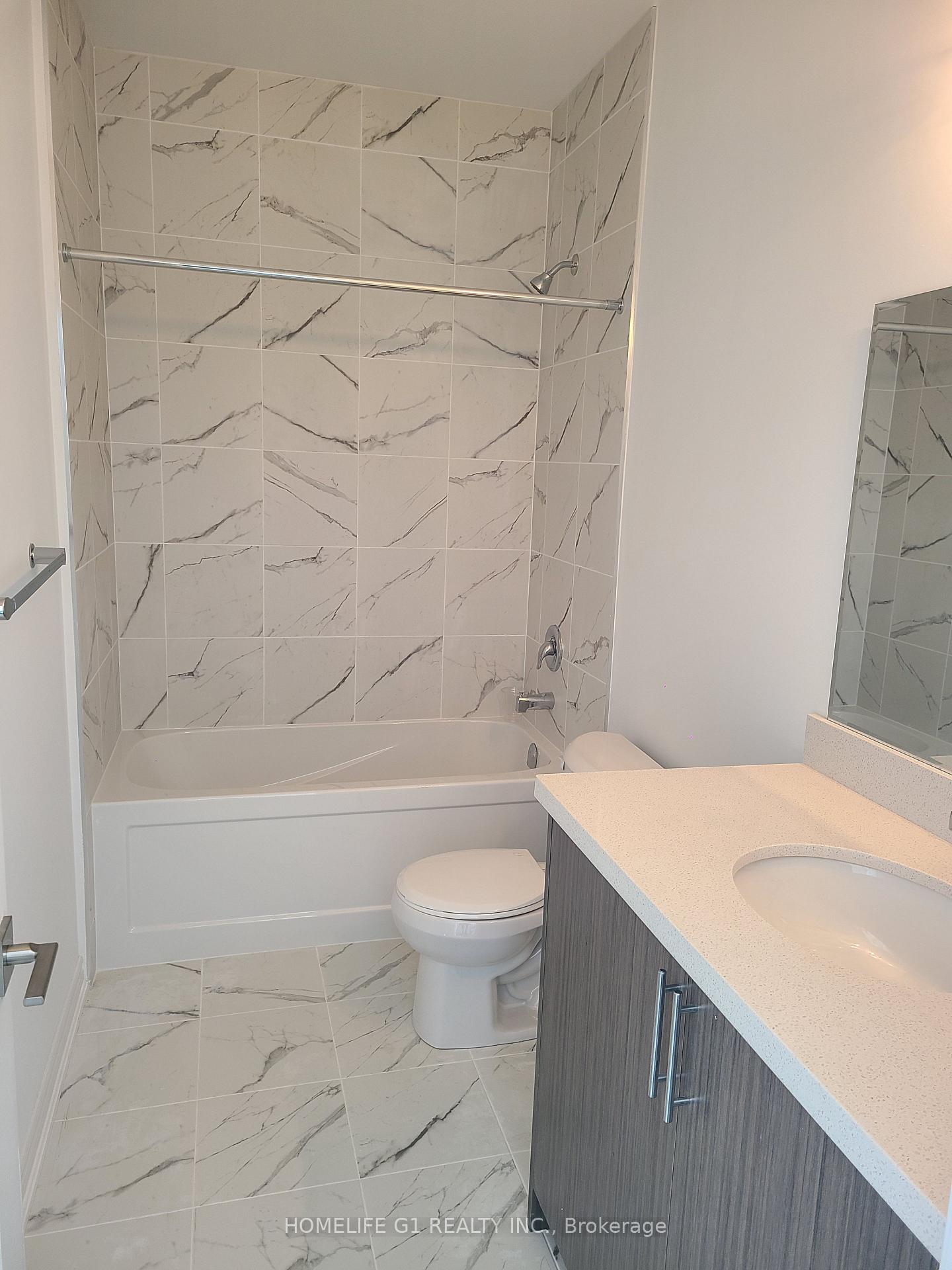 Photo 5 of 3 Turnberry Court, Bracebridge, Macaulay — HOMEH