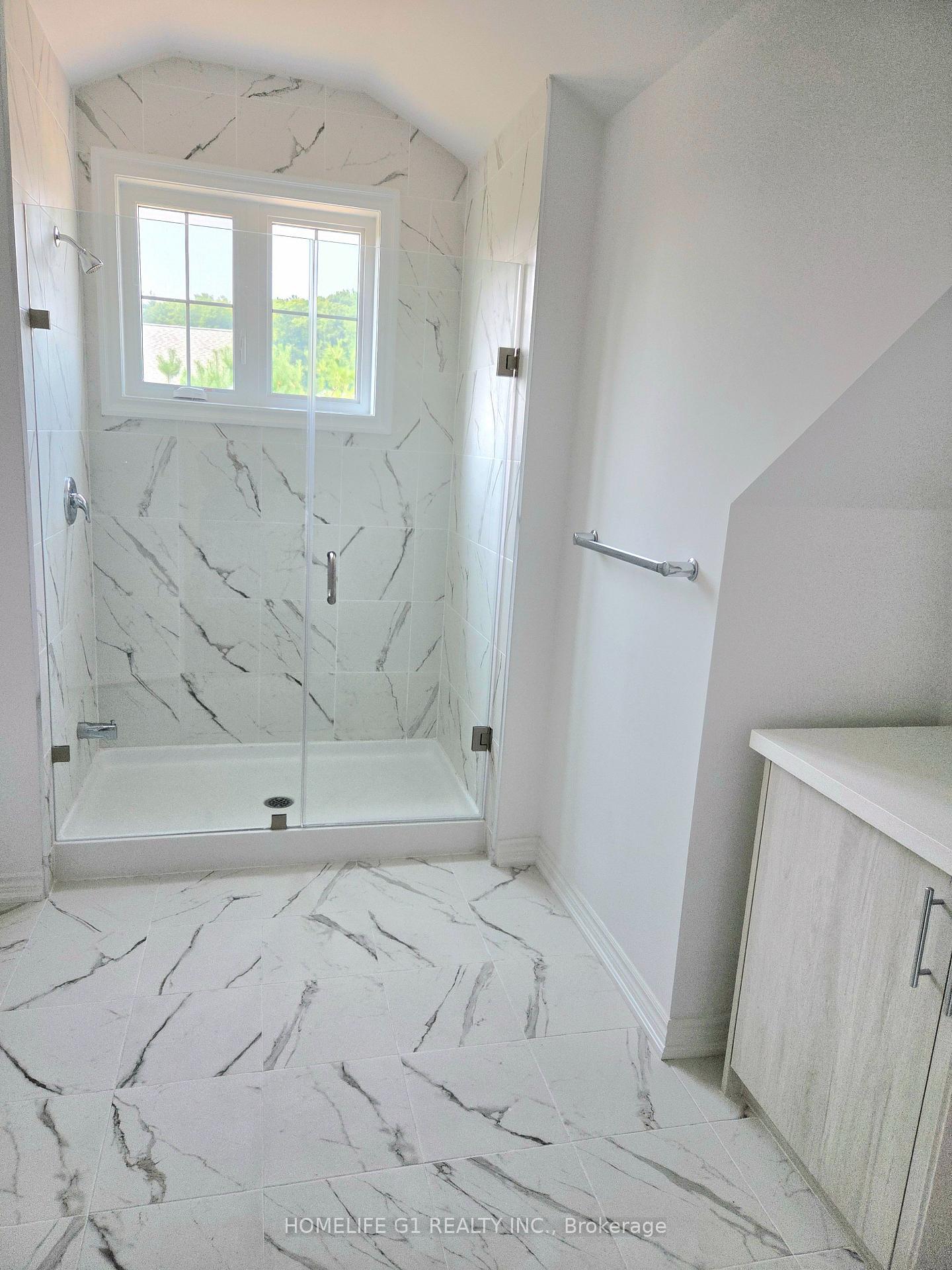 Photo 11 of 3 Turnberry Court, Bracebridge, Macaulay — HOMEH