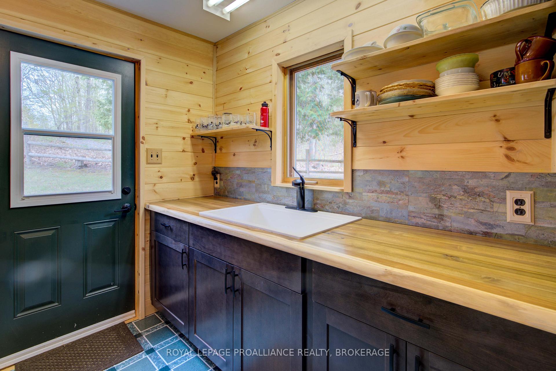 Photo 14 of 1 Colescott Lane, Frontenac, Frontenac South — HOMEH