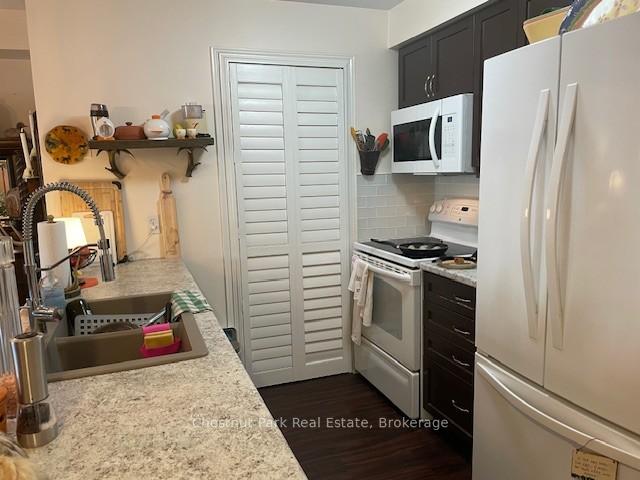 Photo 2 of Unit 838, 34 Dawson Drive, Collingwood — HOMEH
