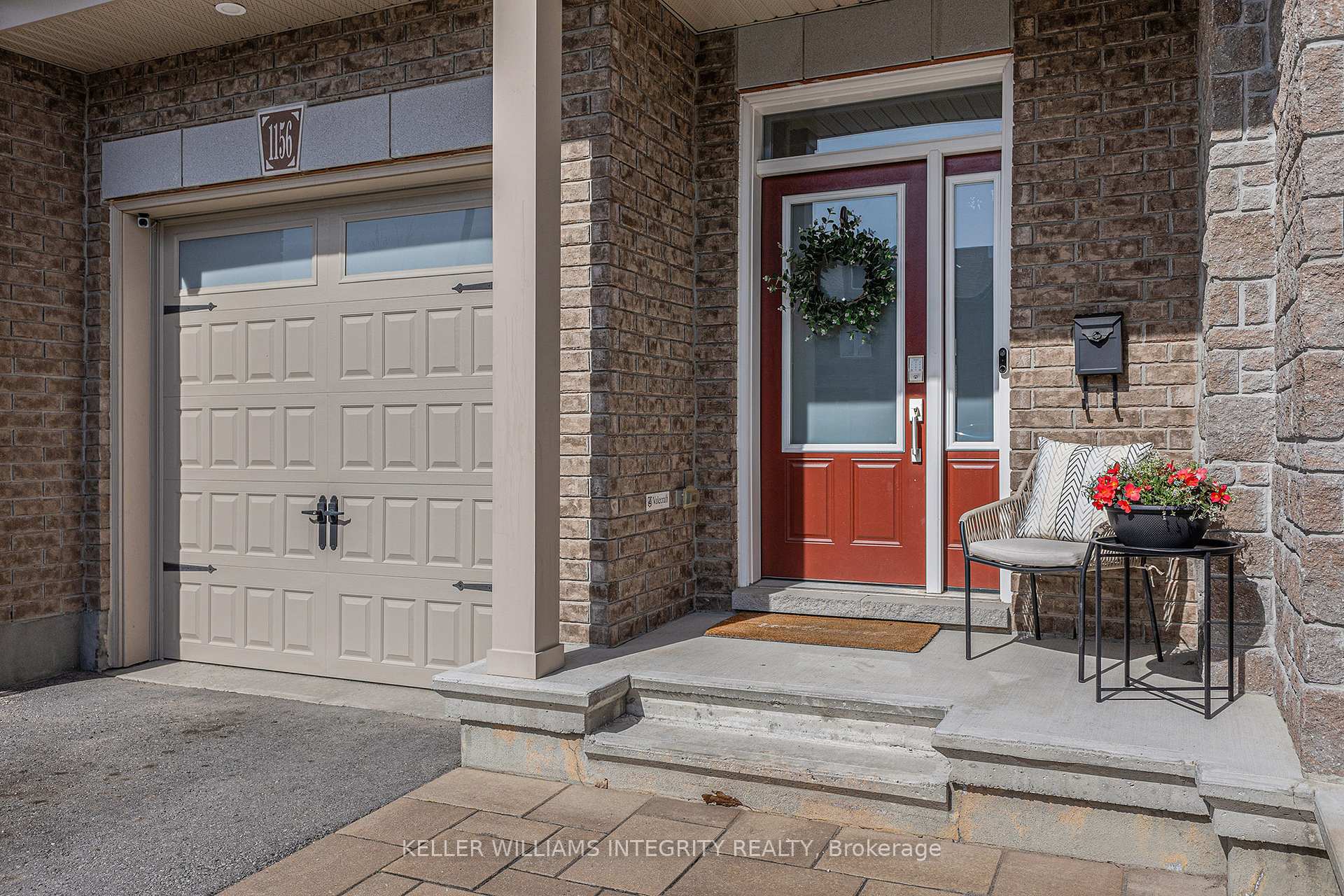 Photo 3 of 1156 Beckett Crescent, Ottawa, Stittsville (South) — HOMEH