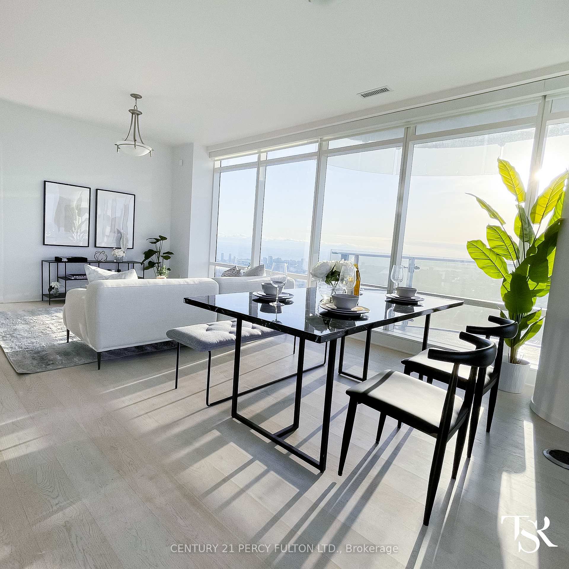 Photo 15 of Unit 7206, 1 Bloor Street E, Toronto, Church-Yonge Corridor — HOMEH
