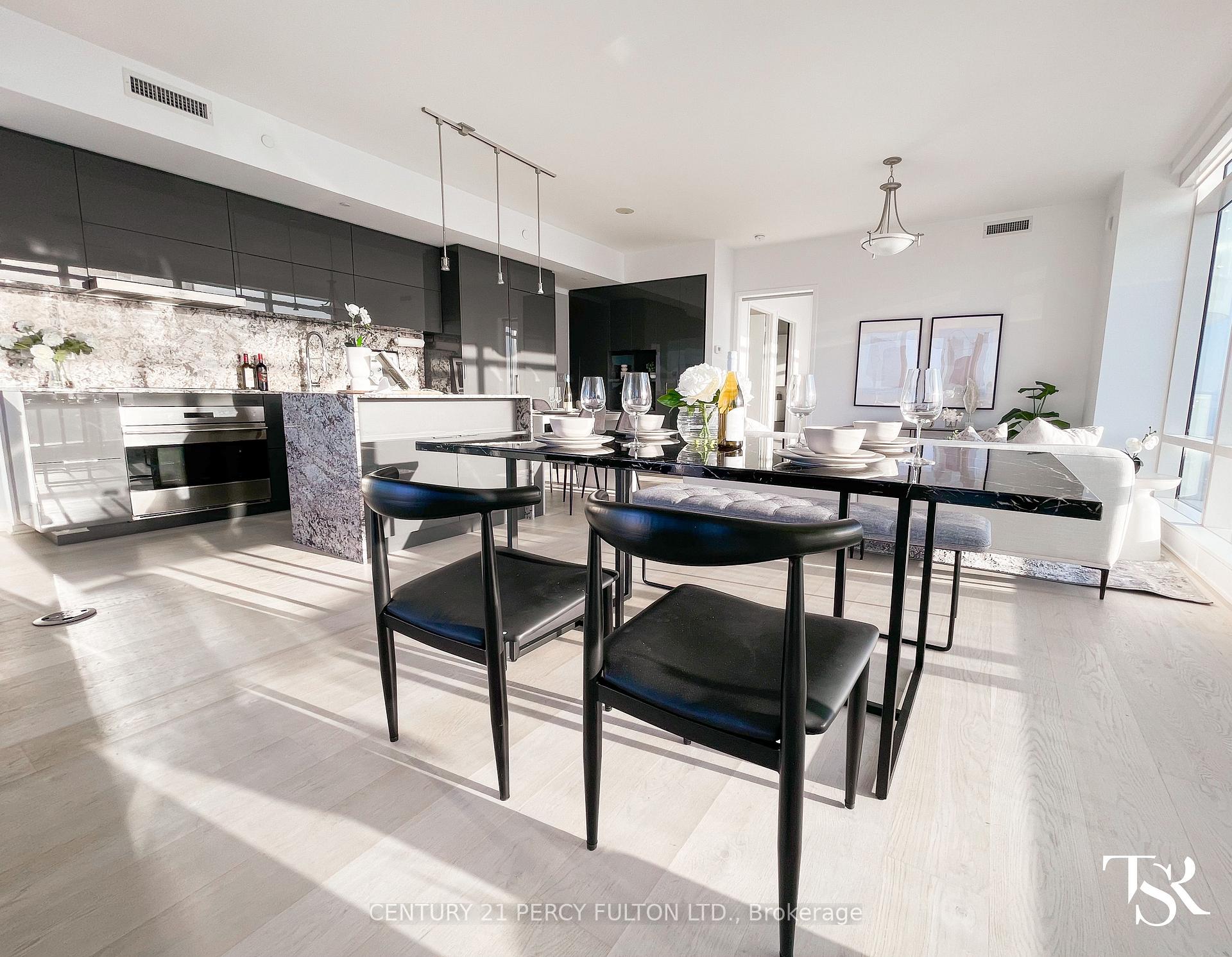 Photo 16 of Unit 7206, 1 Bloor Street E, Toronto, Church-Yonge Corridor — HOMEH