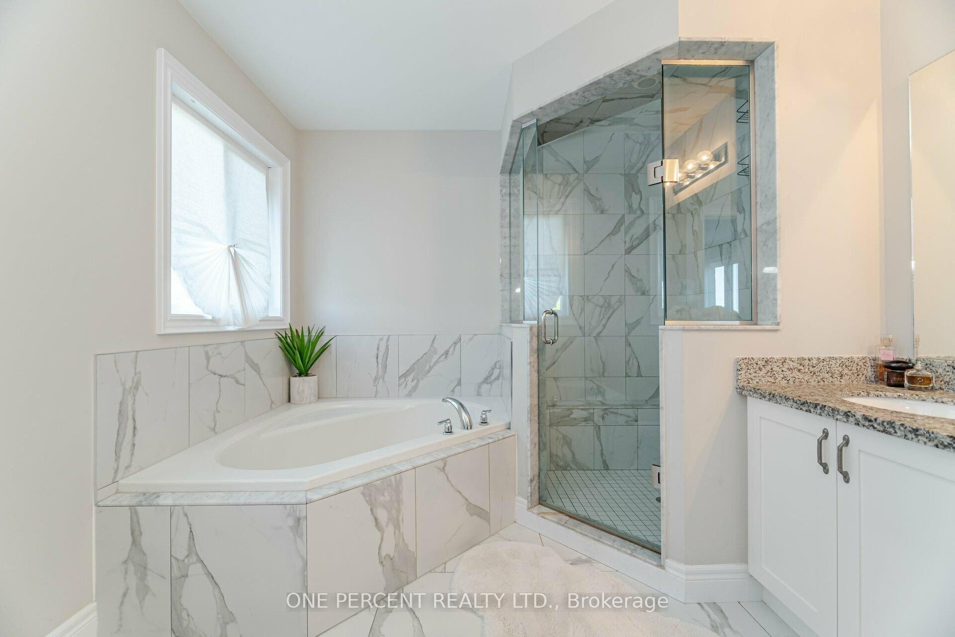 Photo 17 of 15 Riesling Court, Hamilton, Gershome — HOMEH