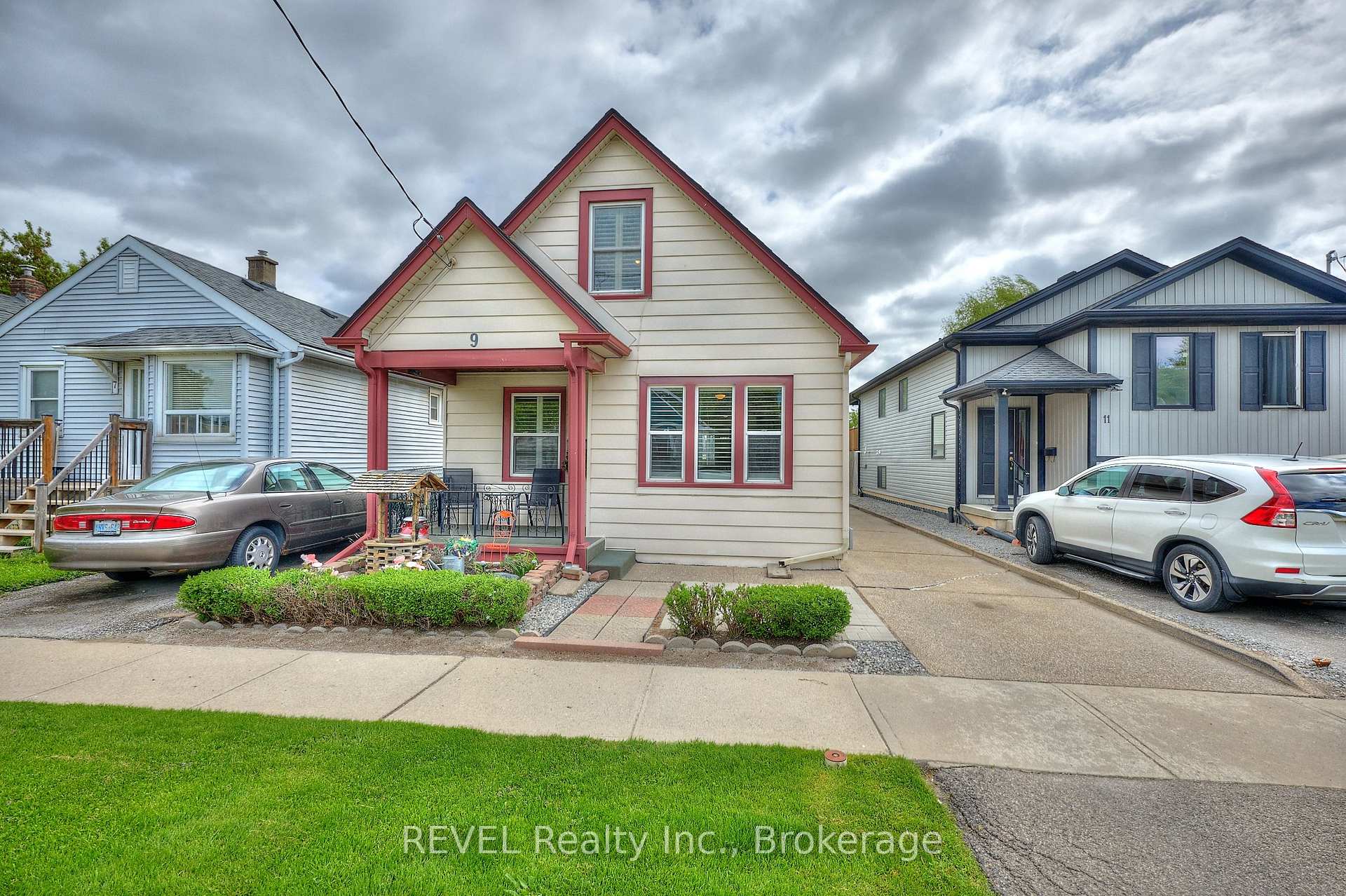 Photo 31 of 9 Edith Street, St. Catharines, Western Hill — HOMEH