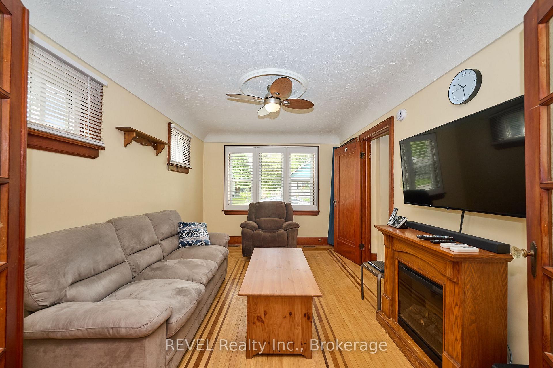 Photo 22 of 9 Edith Street, St. Catharines, Western Hill — HOMEH
