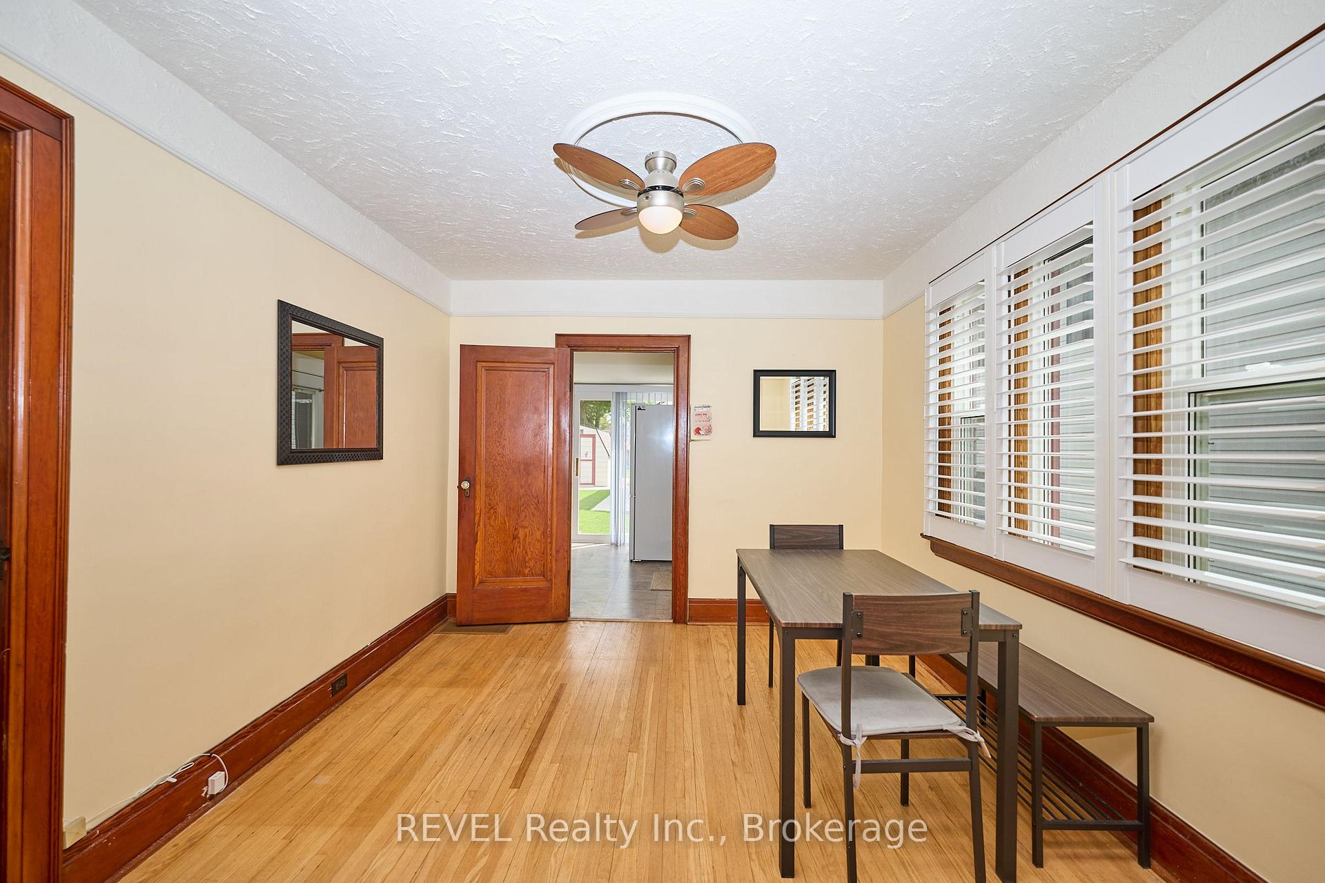 Photo 36 of 9 Edith Street, St. Catharines, Western Hill — HOMEH