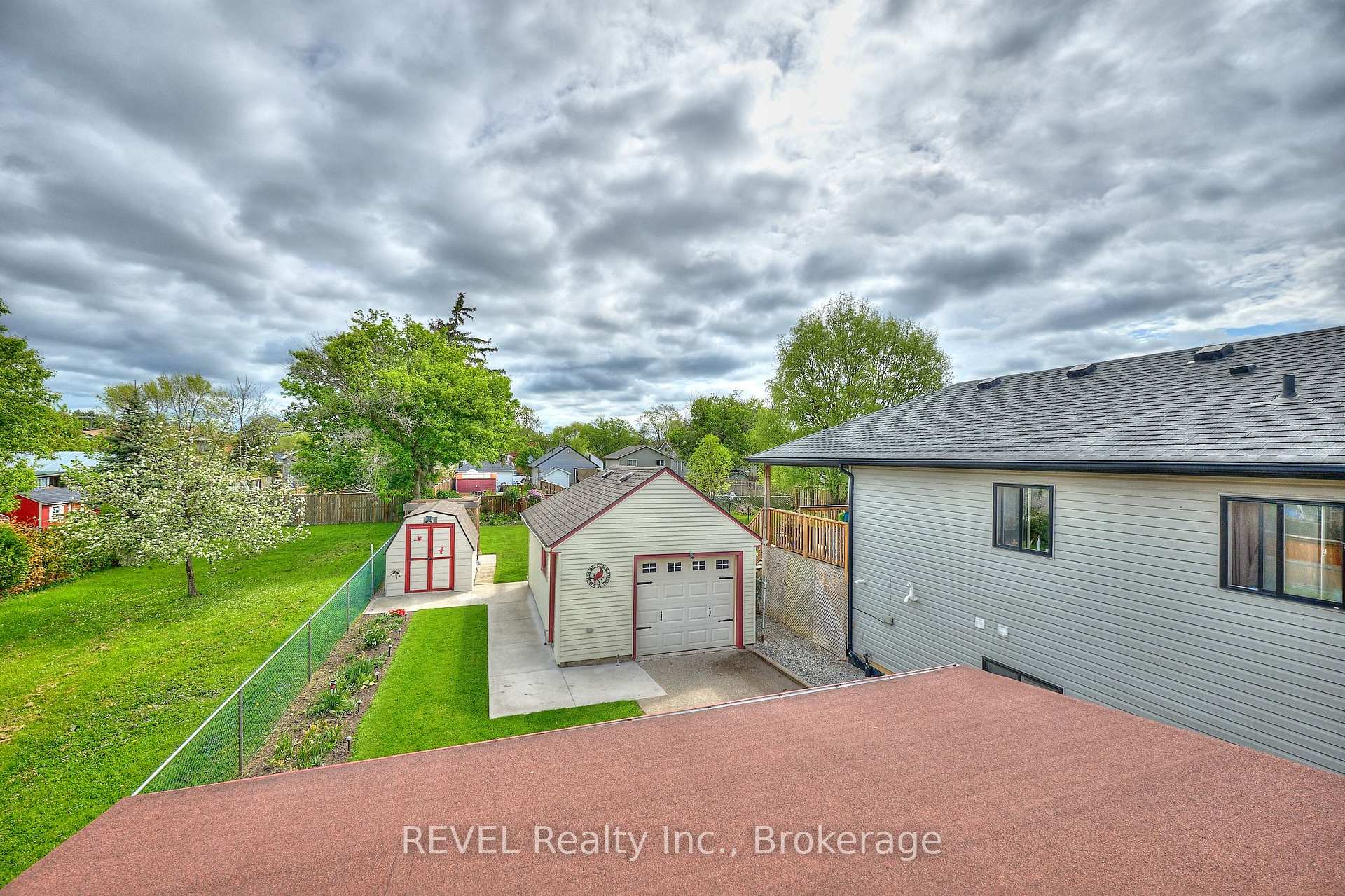 Photo 30 of 9 Edith Street, St. Catharines, Western Hill — HOMEH