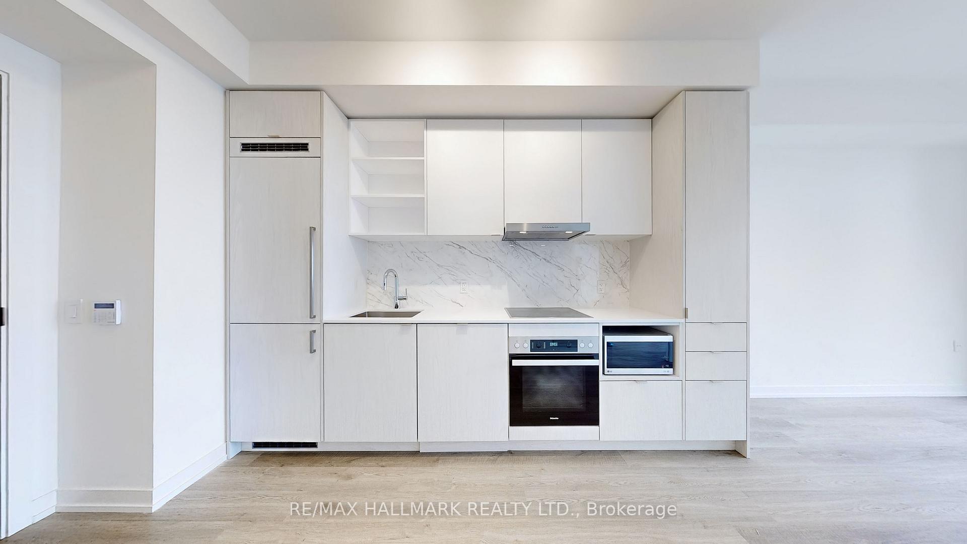 Photo 3 of Unit 7607, 55 Cooper Street, Toronto, Waterfront Communities — HOMEH
