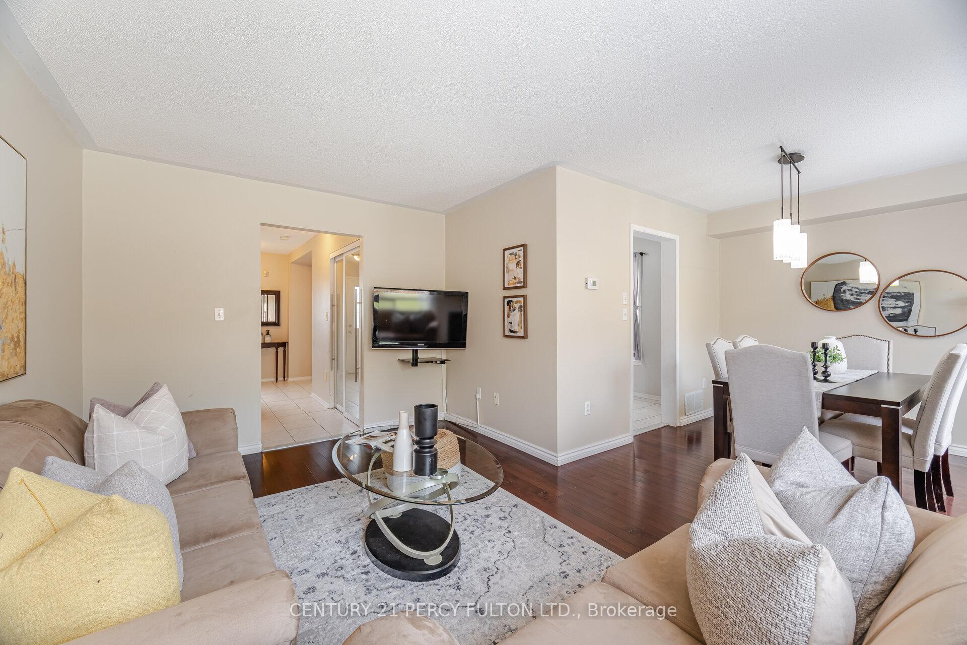 Photo 5 of 137 Hibbard Drive, Ajax, Central — HOMEH