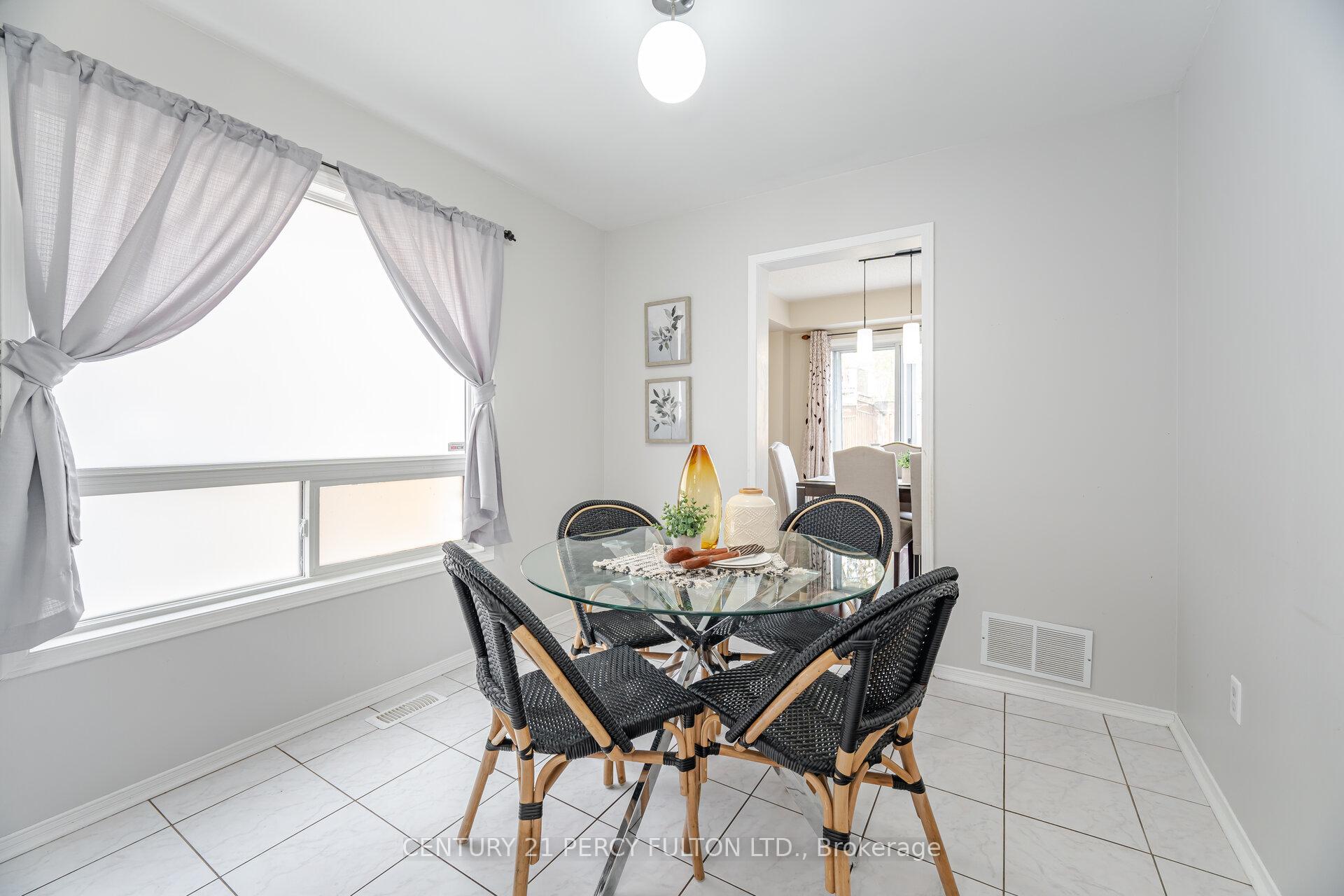 Photo 11 of 137 Hibbard Drive, Ajax, Central — HOMEH