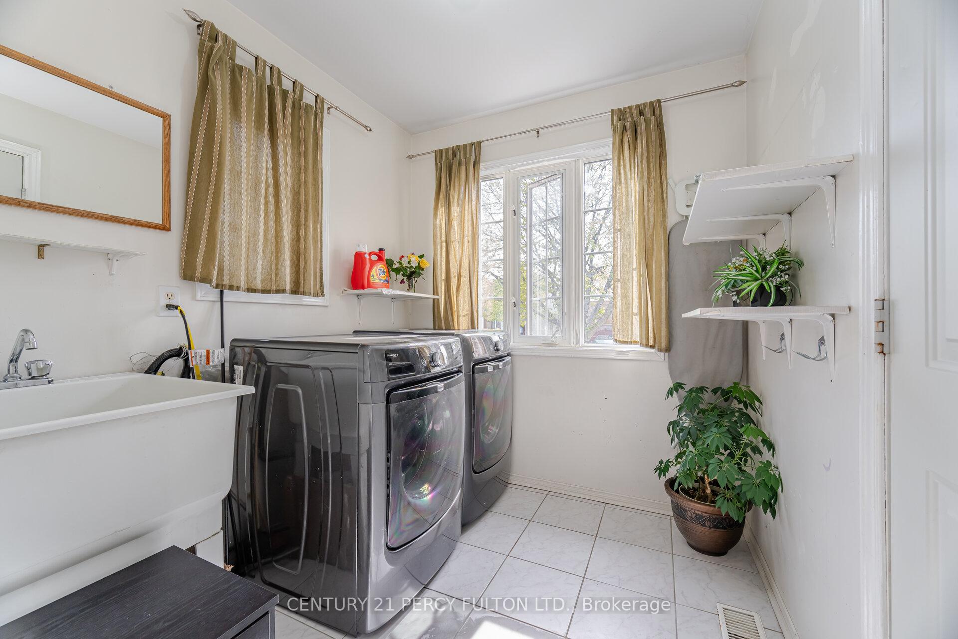 Photo 30 of 137 Hibbard Drive, Ajax, Central — HOMEH