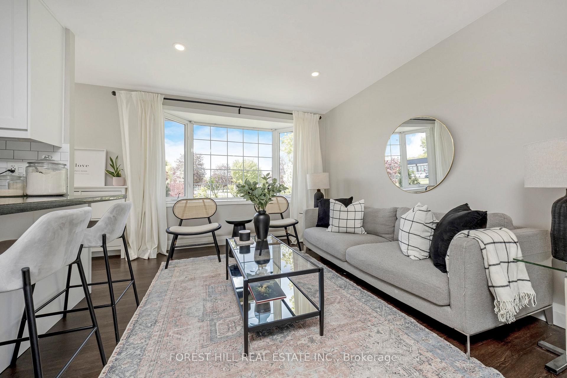 Photo 12 of 99 Gordon Drummond Avenue, Hamilton, Stoney Creek Mountain — HOMEH