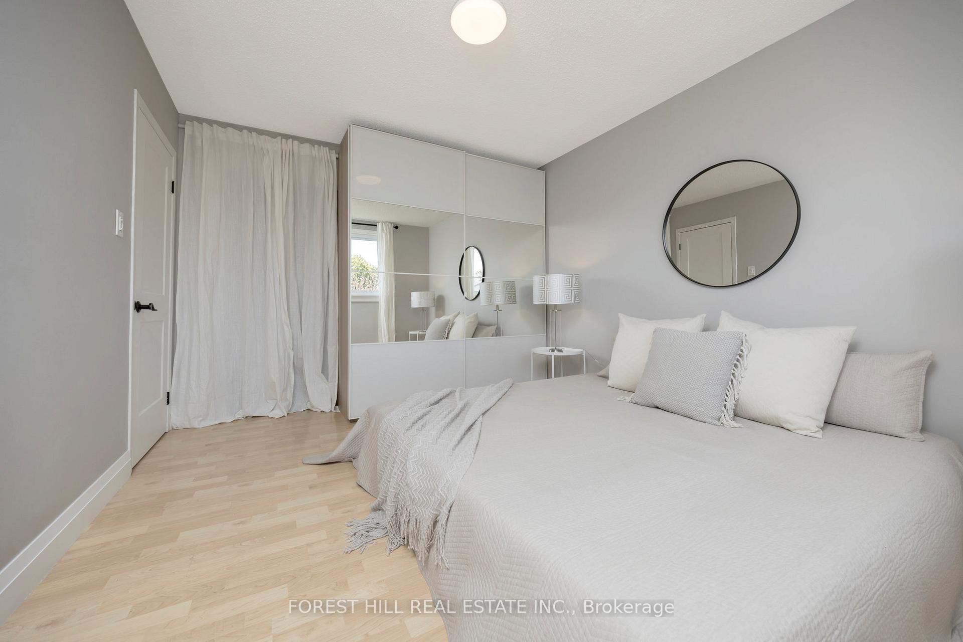 Photo 14 of 99 Gordon Drummond Avenue, Hamilton, Stoney Creek Mountain — HOMEH