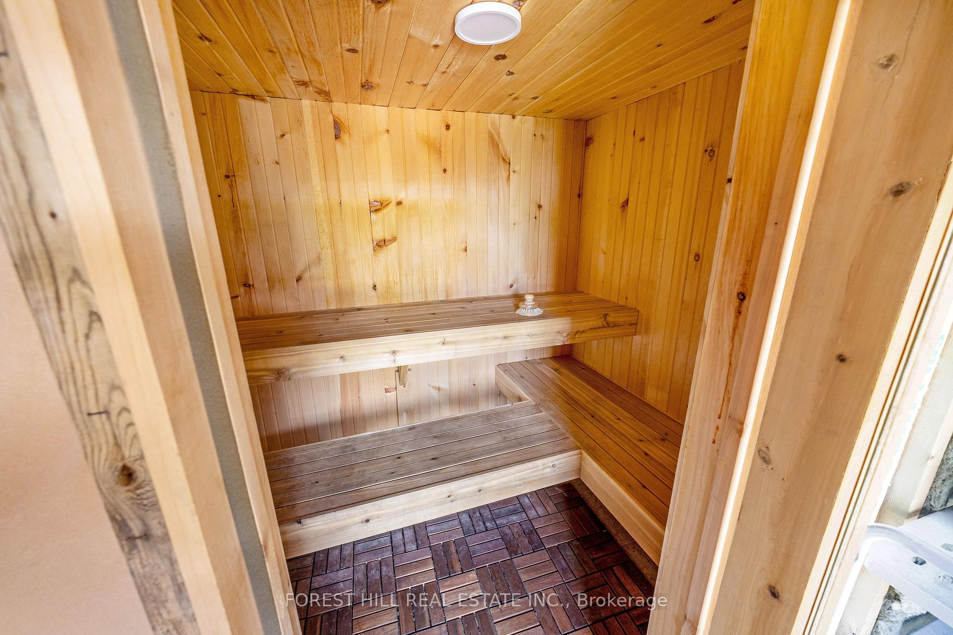 Photo 17 of 99 Gordon Drummond Avenue, Hamilton, Stoney Creek Mountain — HOMEH