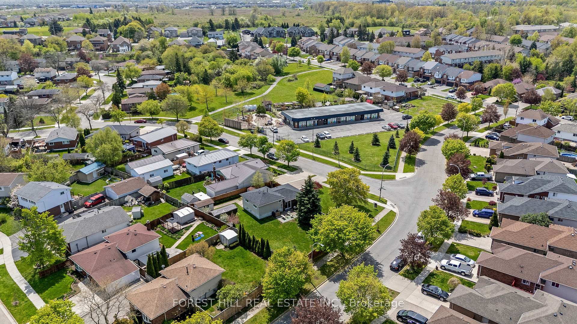 Photo 37 of 99 Gordon Drummond Avenue, Hamilton, Stoney Creek Mountain — HOMEH