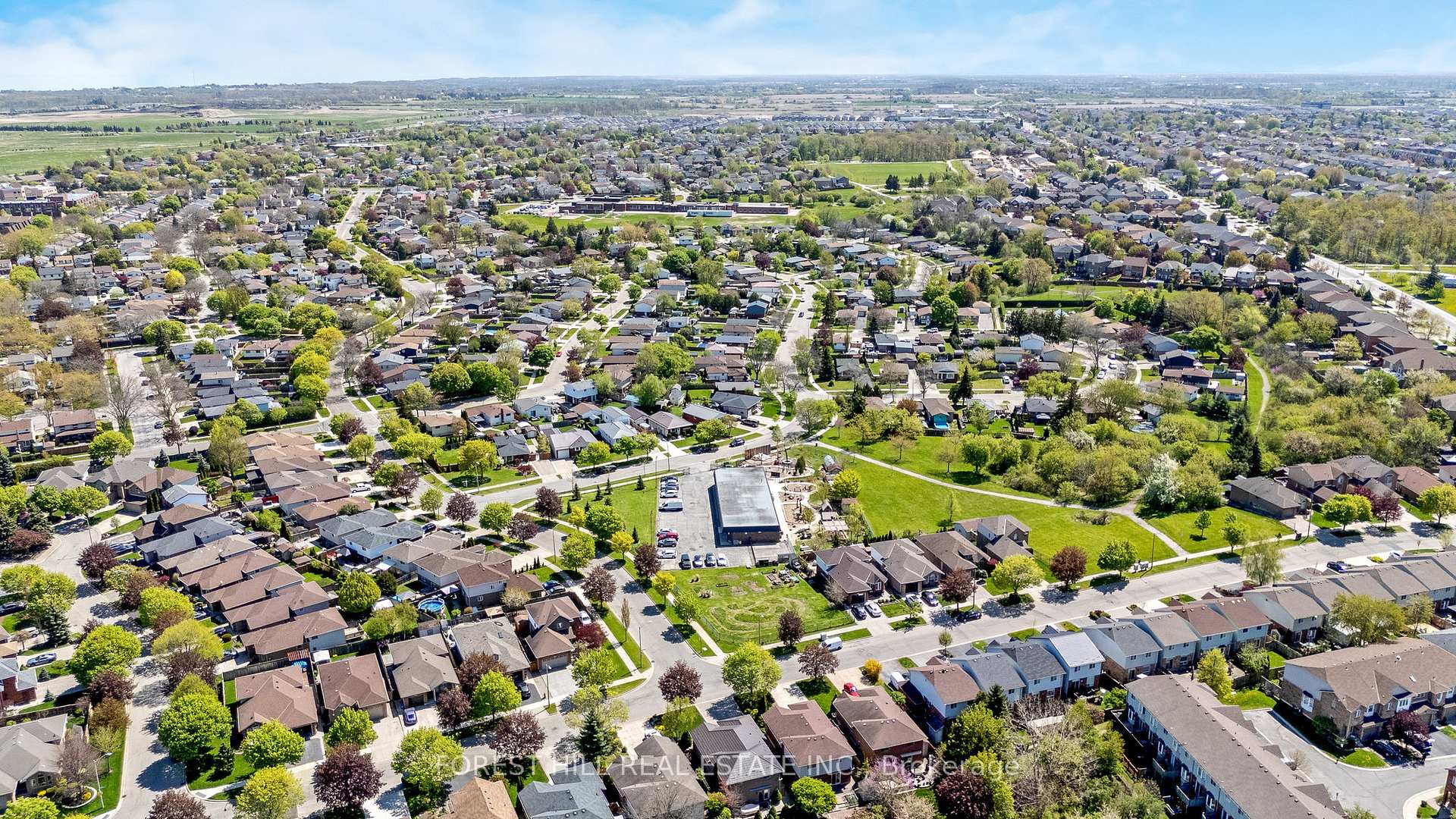 Photo 43 of 99 Gordon Drummond Avenue, Hamilton, Stoney Creek Mountain — HOMEH