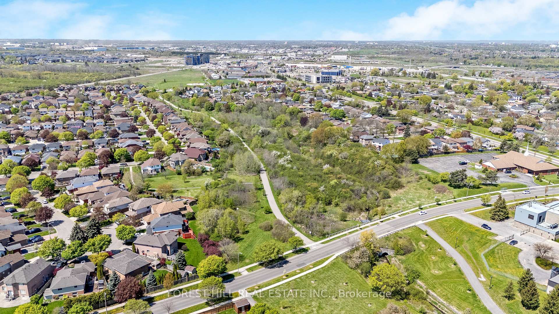 Photo 28 of 99 Gordon Drummond Avenue, Hamilton, Stoney Creek Mountain — HOMEH