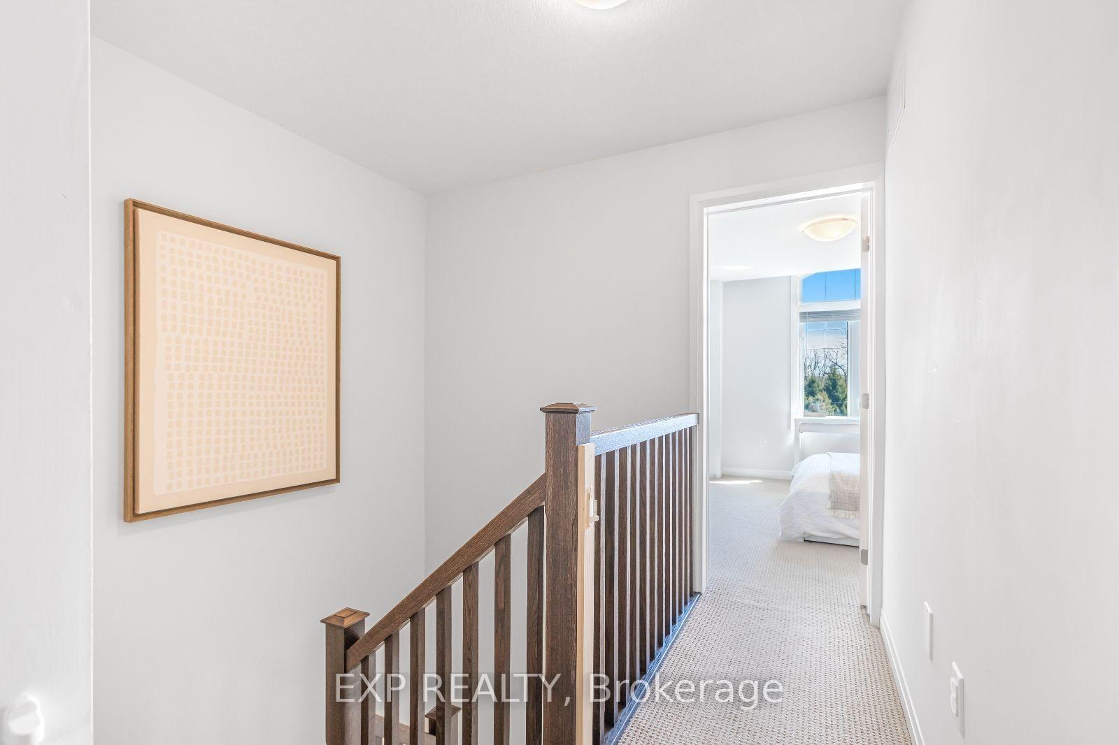 Photo 9 of 9 Pringle Lane, Hamilton, Ancaster — HOMEH