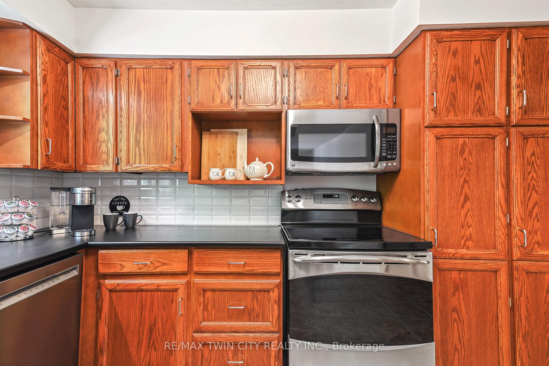 Photo 16 of 103 Fourth Concession Road, Brant, Burford — HOMEH