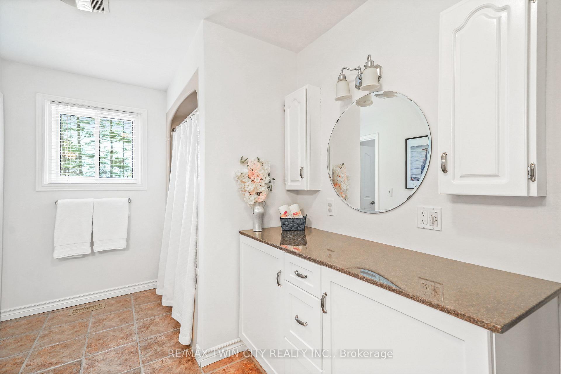 Photo 20 of 103 Fourth Concession Road, Brant, Burford — HOMEH