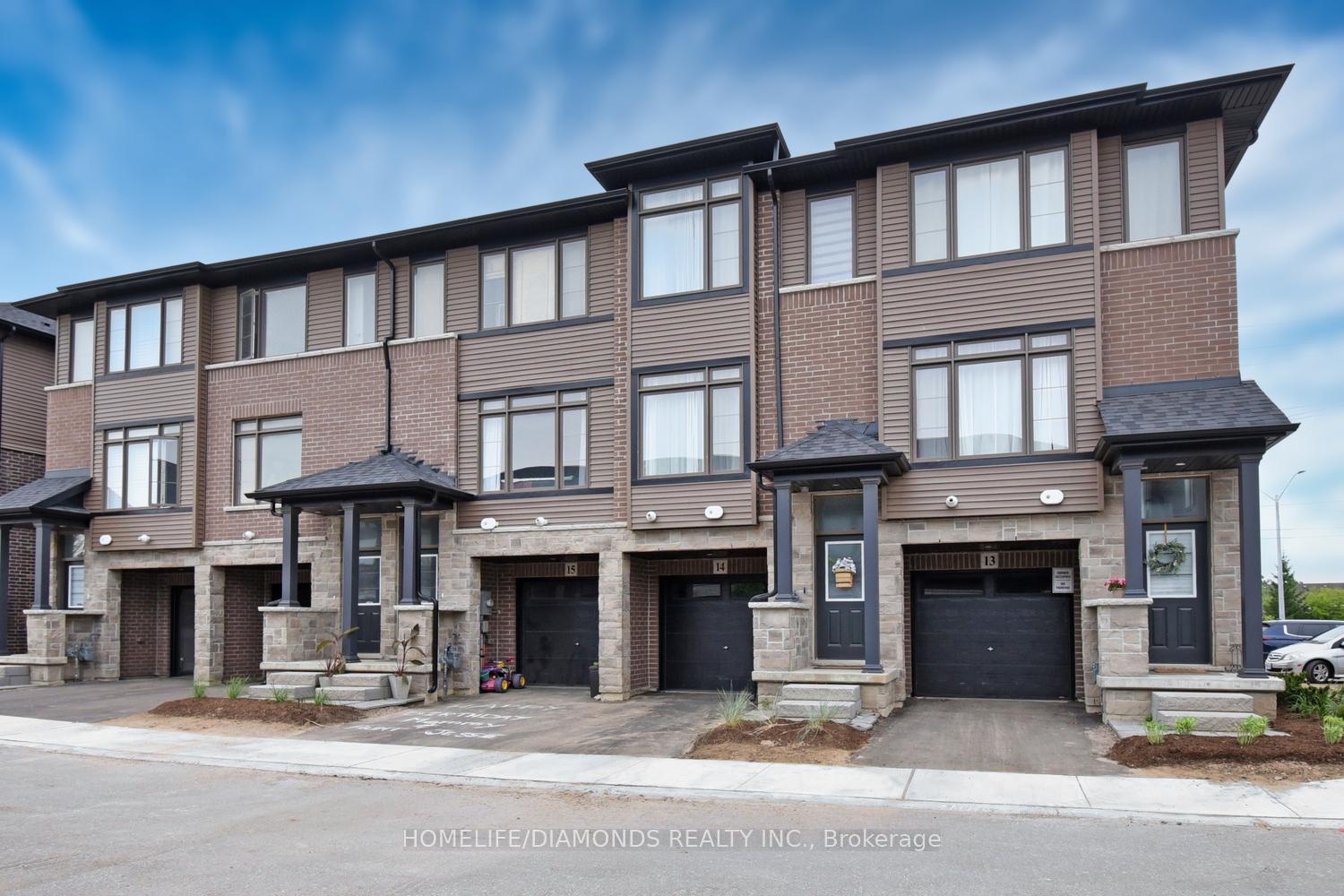 Photo 4 of Unit 14, 106 Court Drive, Brant, Paris — HOMEH