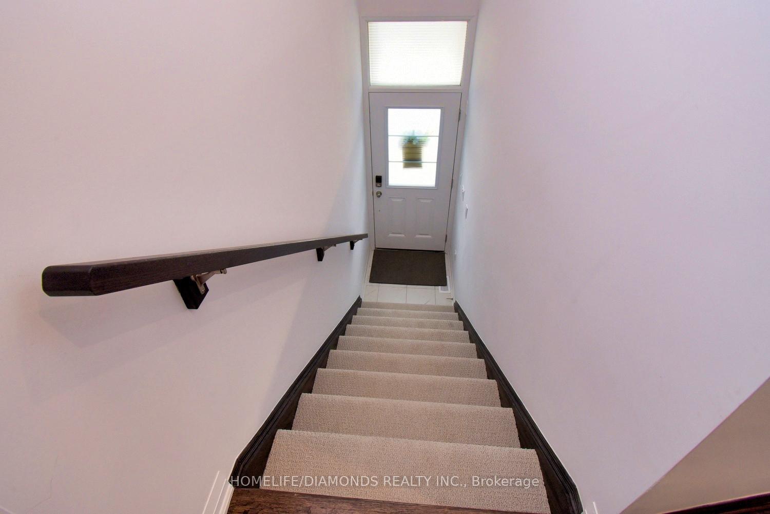 Photo 24 of Unit 14, 106 Court Drive, Brant, Paris — HOMEH