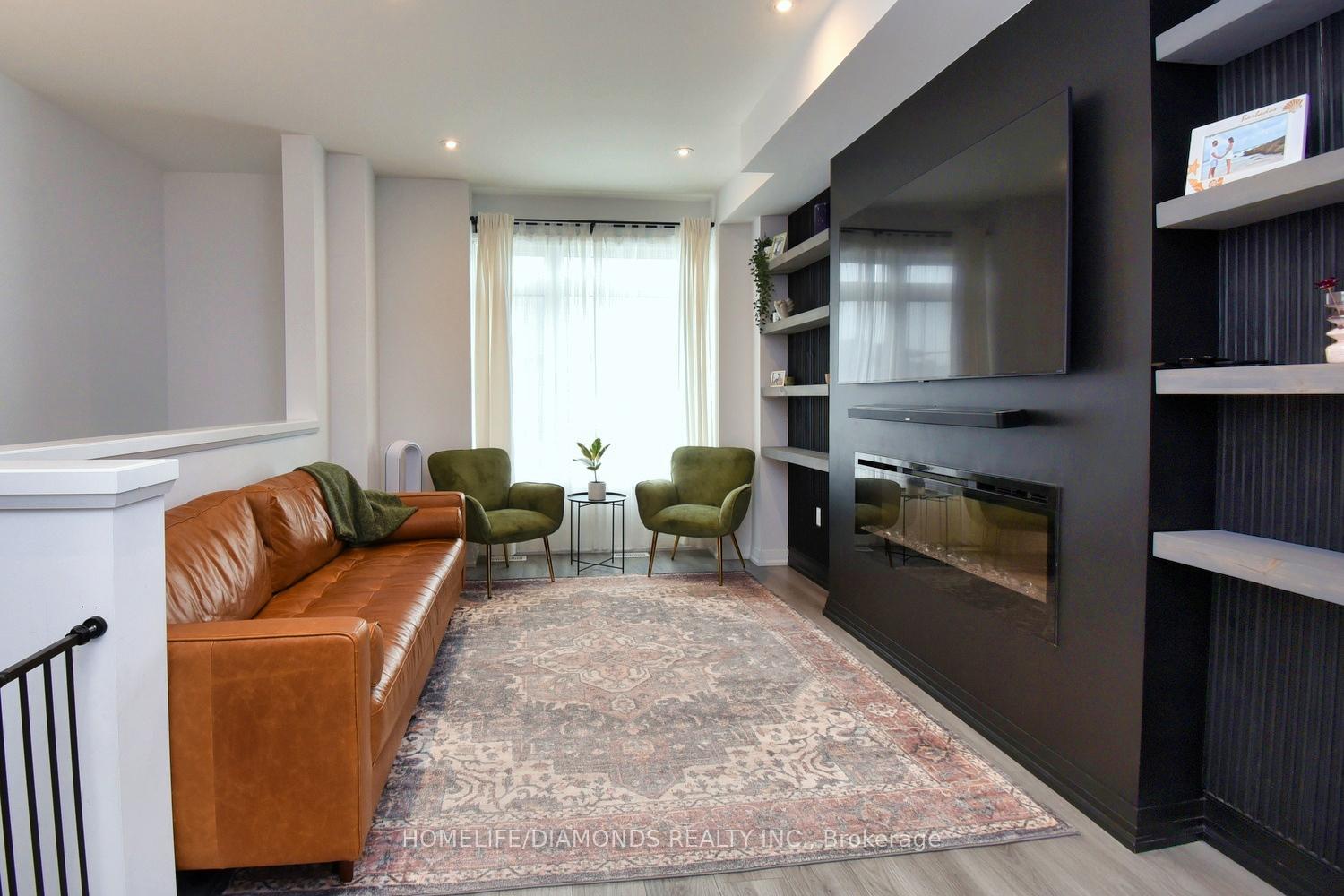 Photo 6 of Unit 14, 106 Court Drive, Brant, Paris — HOMEH